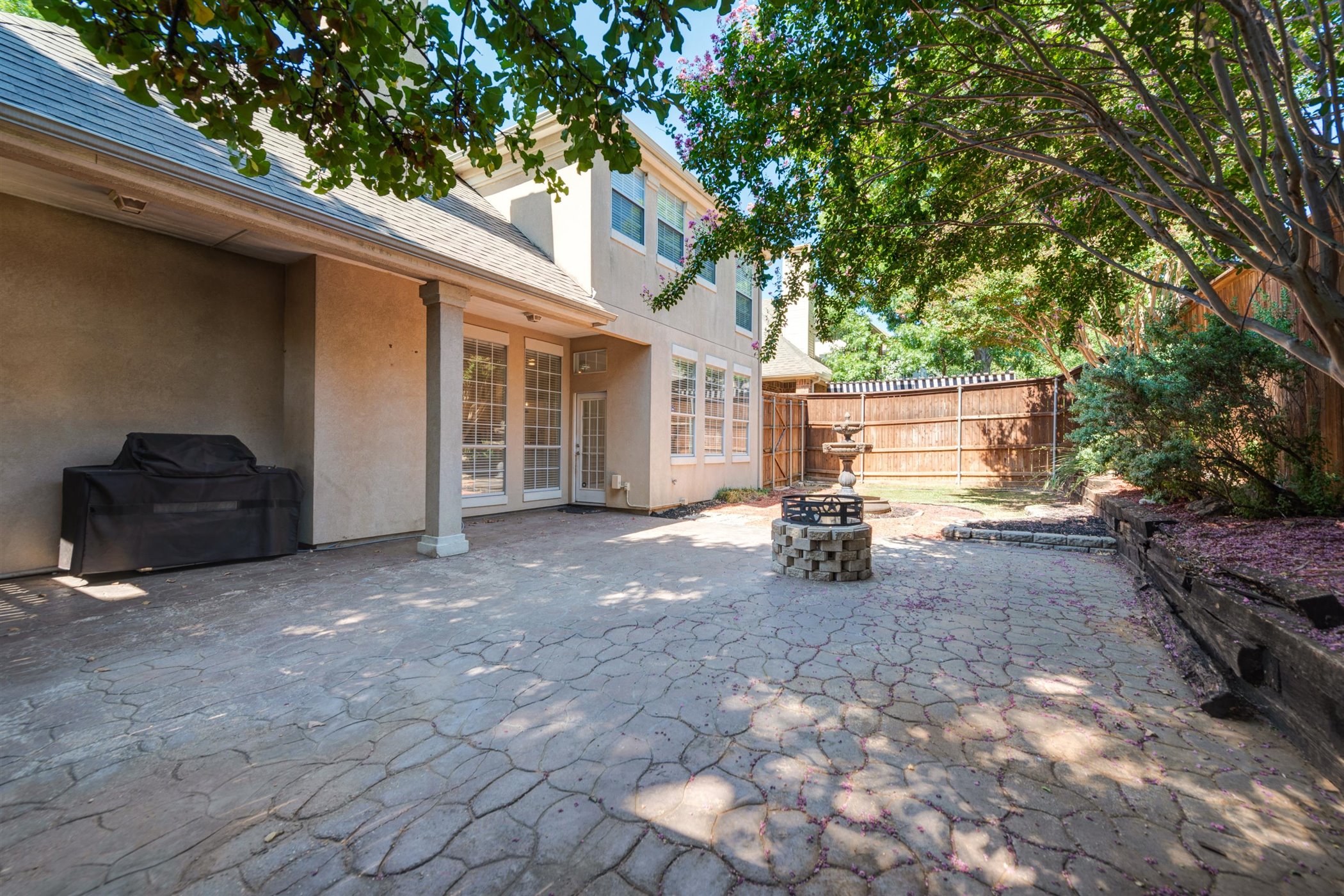 1404 Clearwater Court Grapevine TX 76051