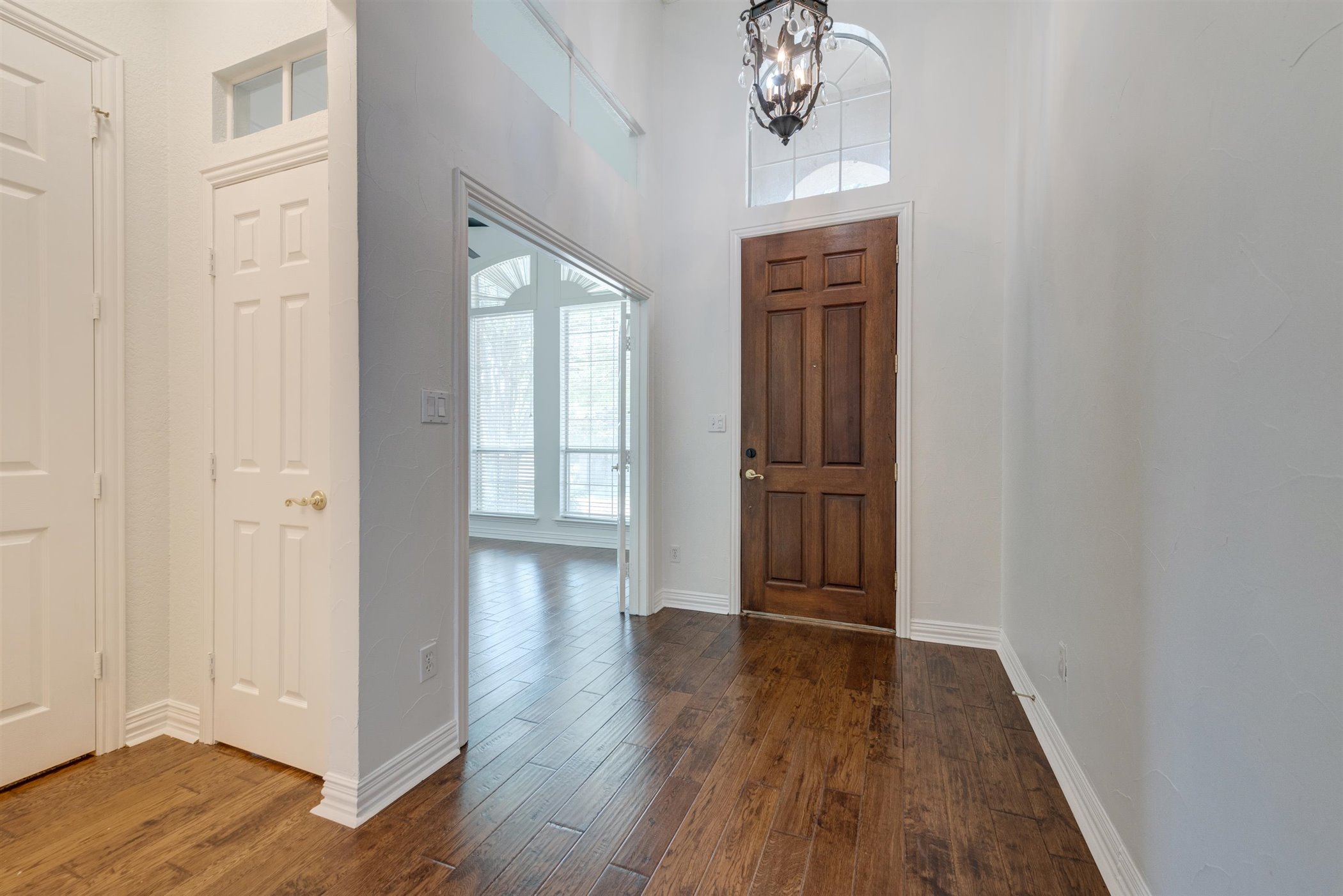 1404 Clearwater Court Grapevine TX 76051