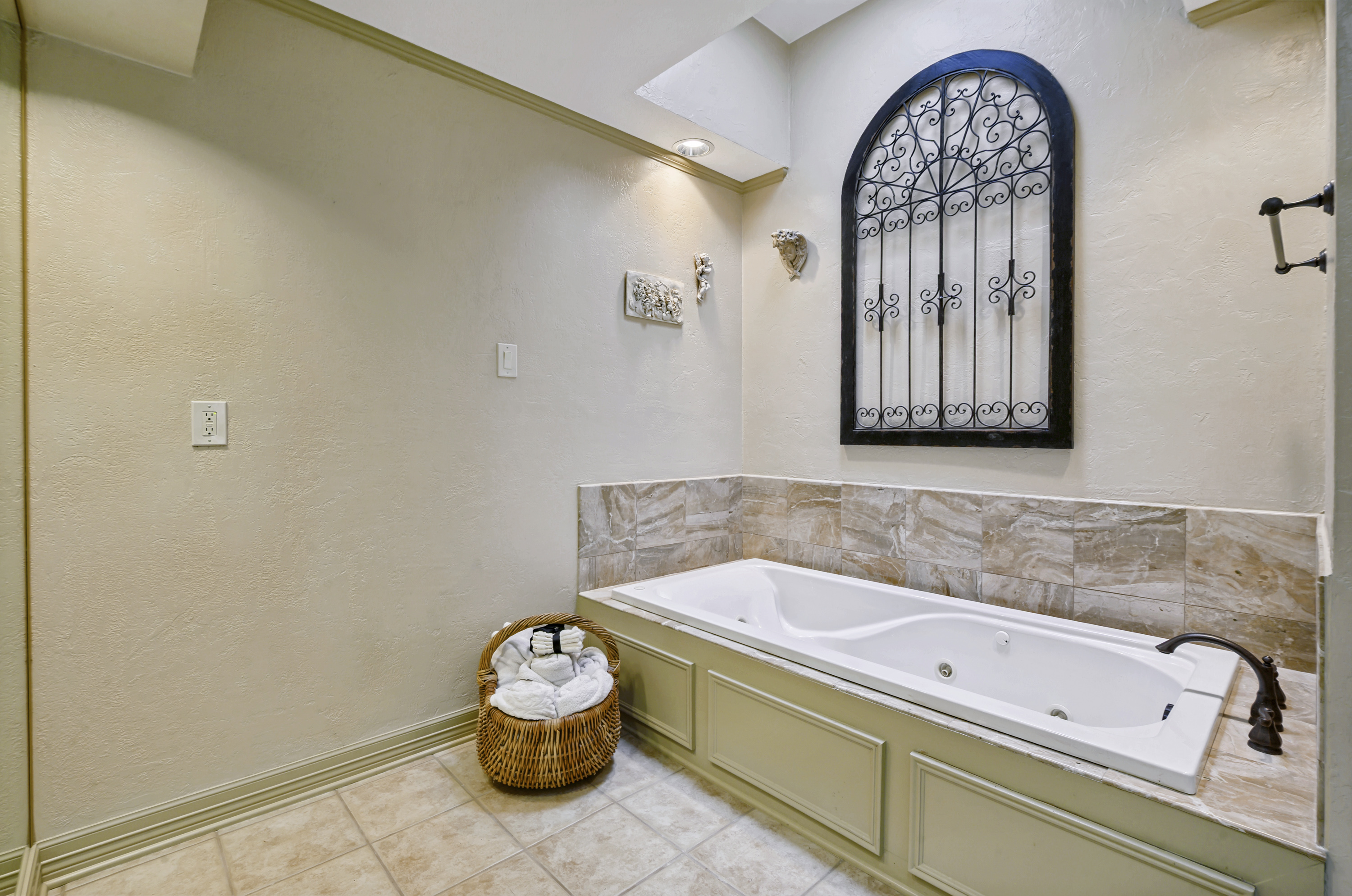 1632 Banbury Lane Carrollton TX 75006