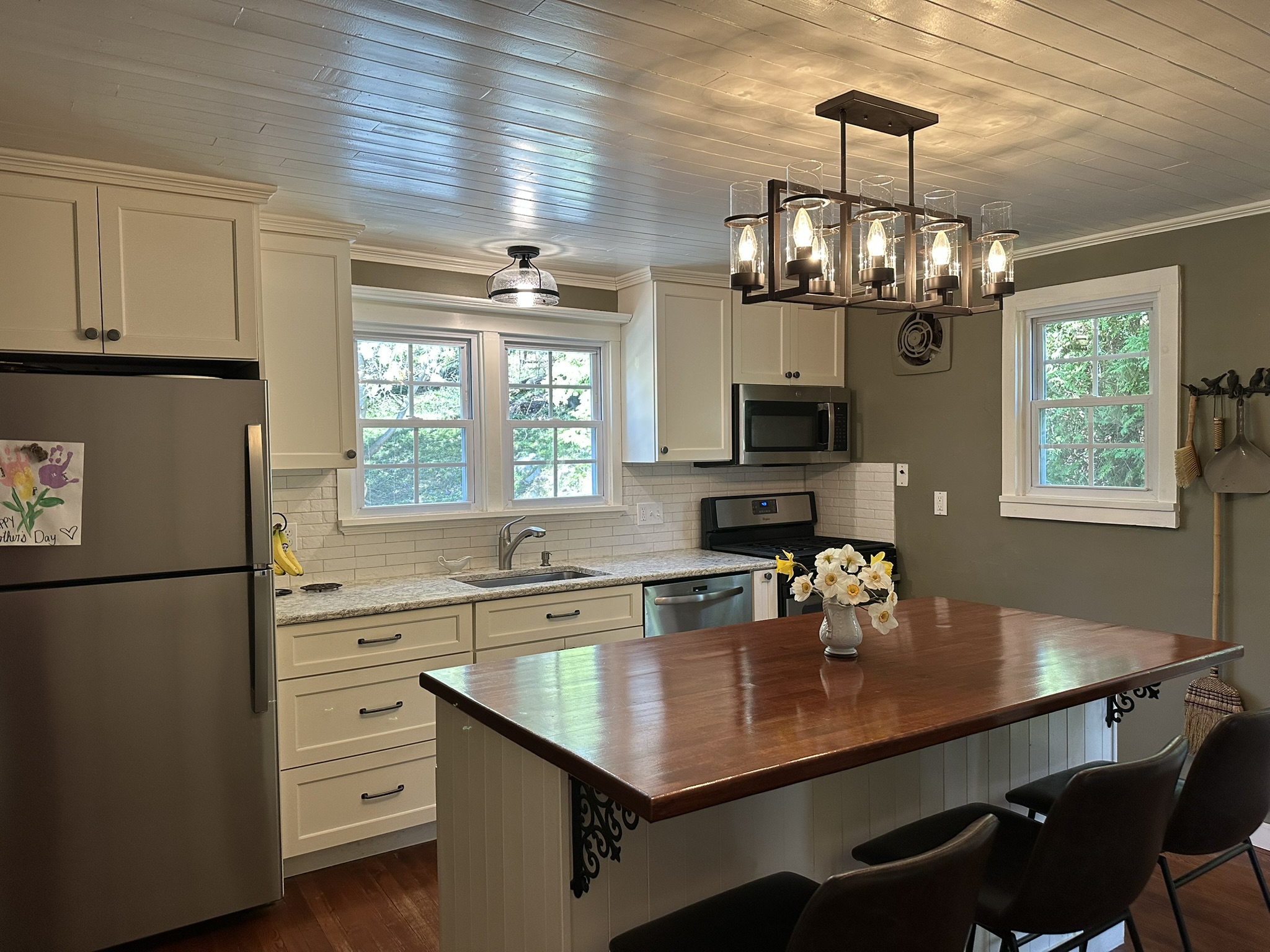 1209 E Mitchell Street Petoskey MI 49770