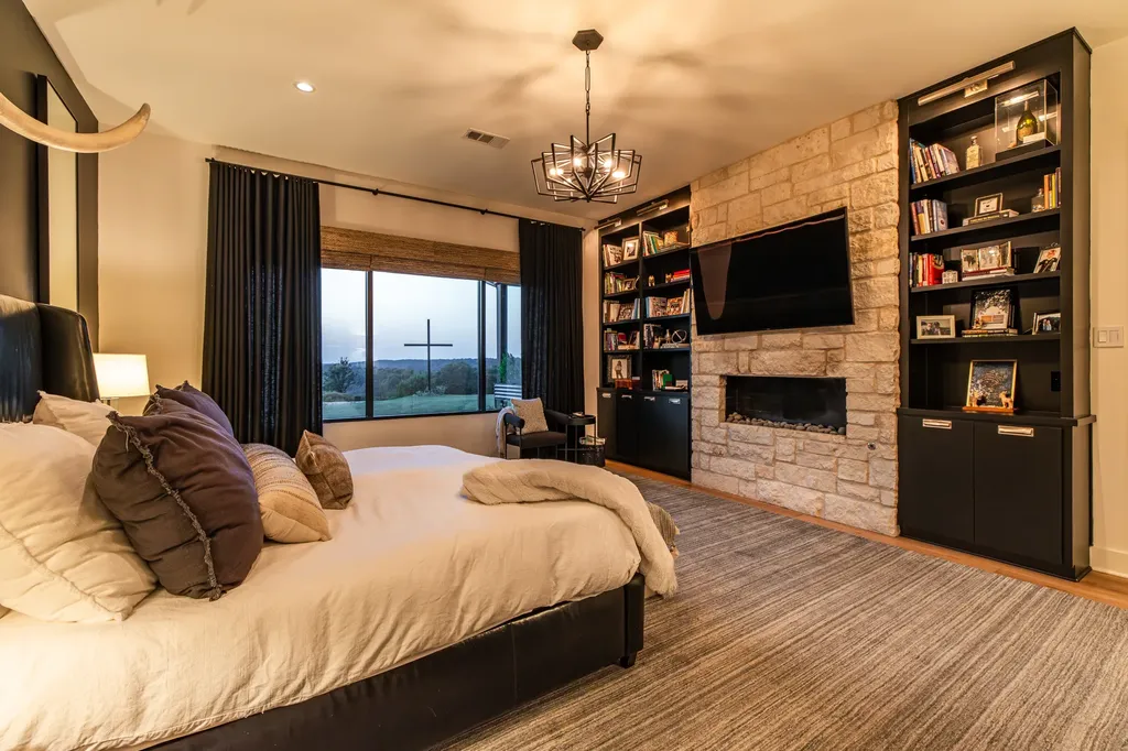 1100 Private Road 22004 Aquilla TX 76622