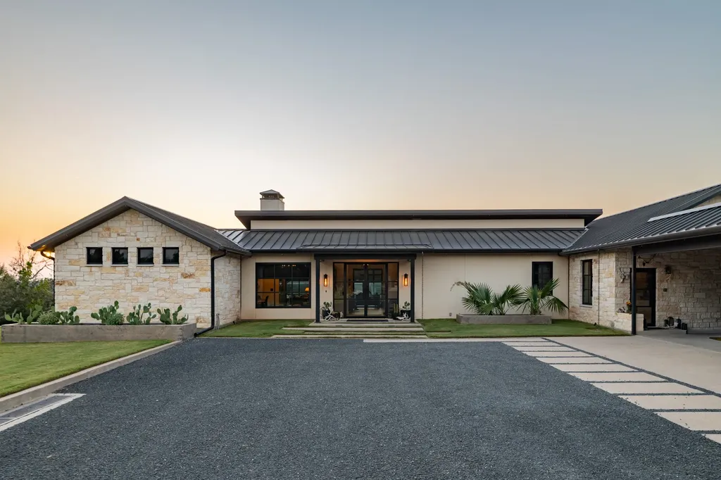 1100 Private Road 22004 Aquilla TX 76622