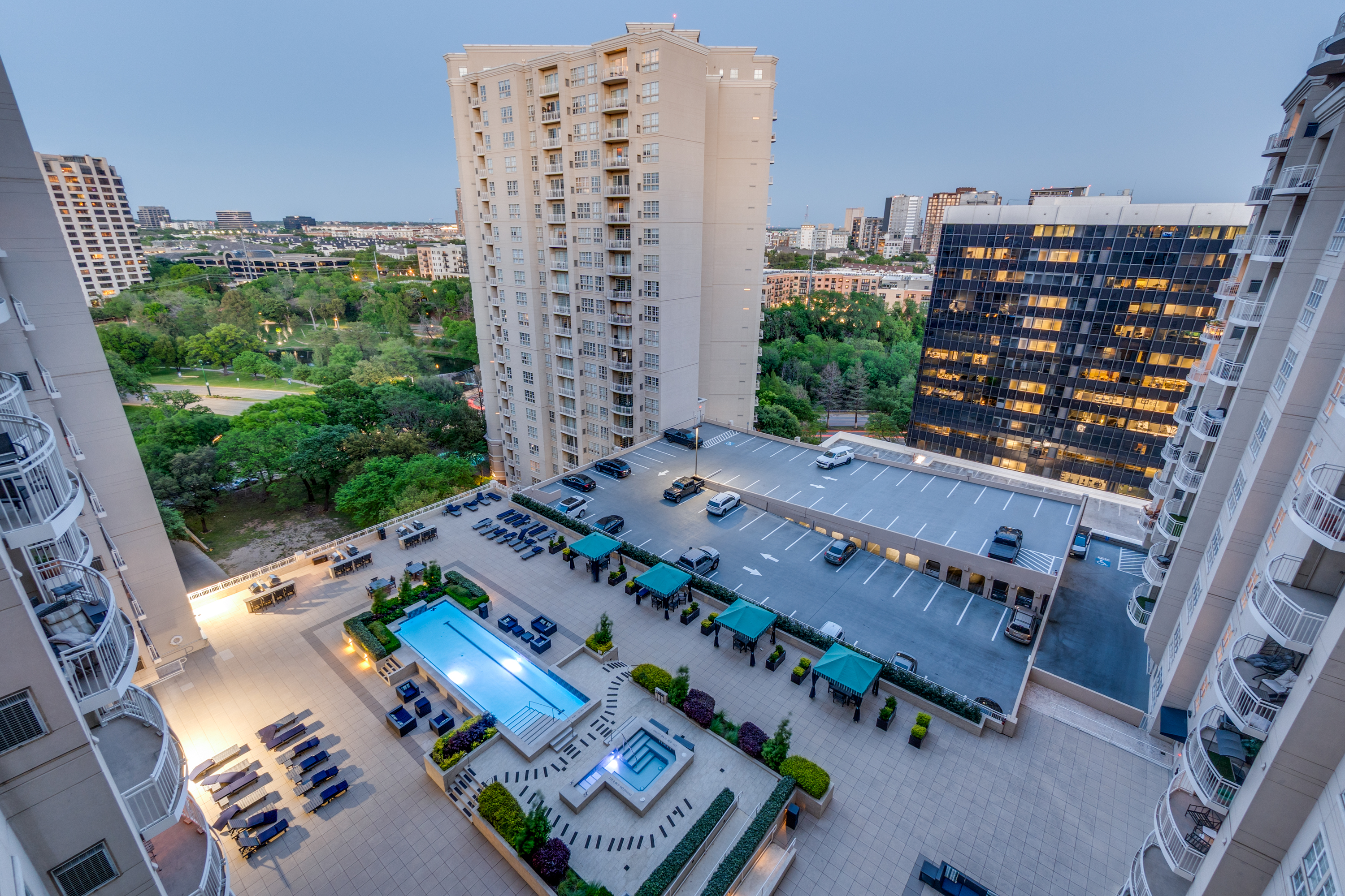3225 Turtle Creek Boulevard Dallas TX 75219
