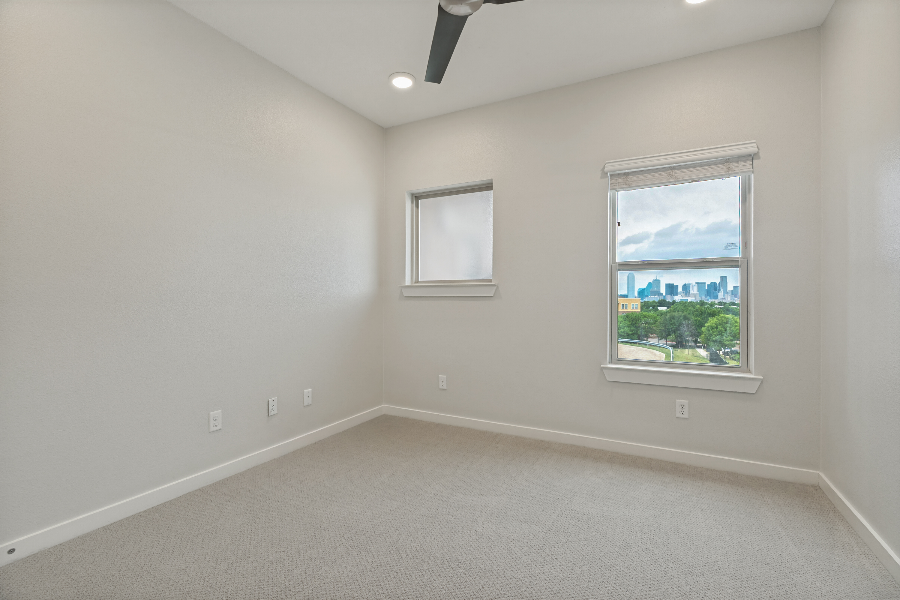 1596 Fiji Street Dallas TX 75203