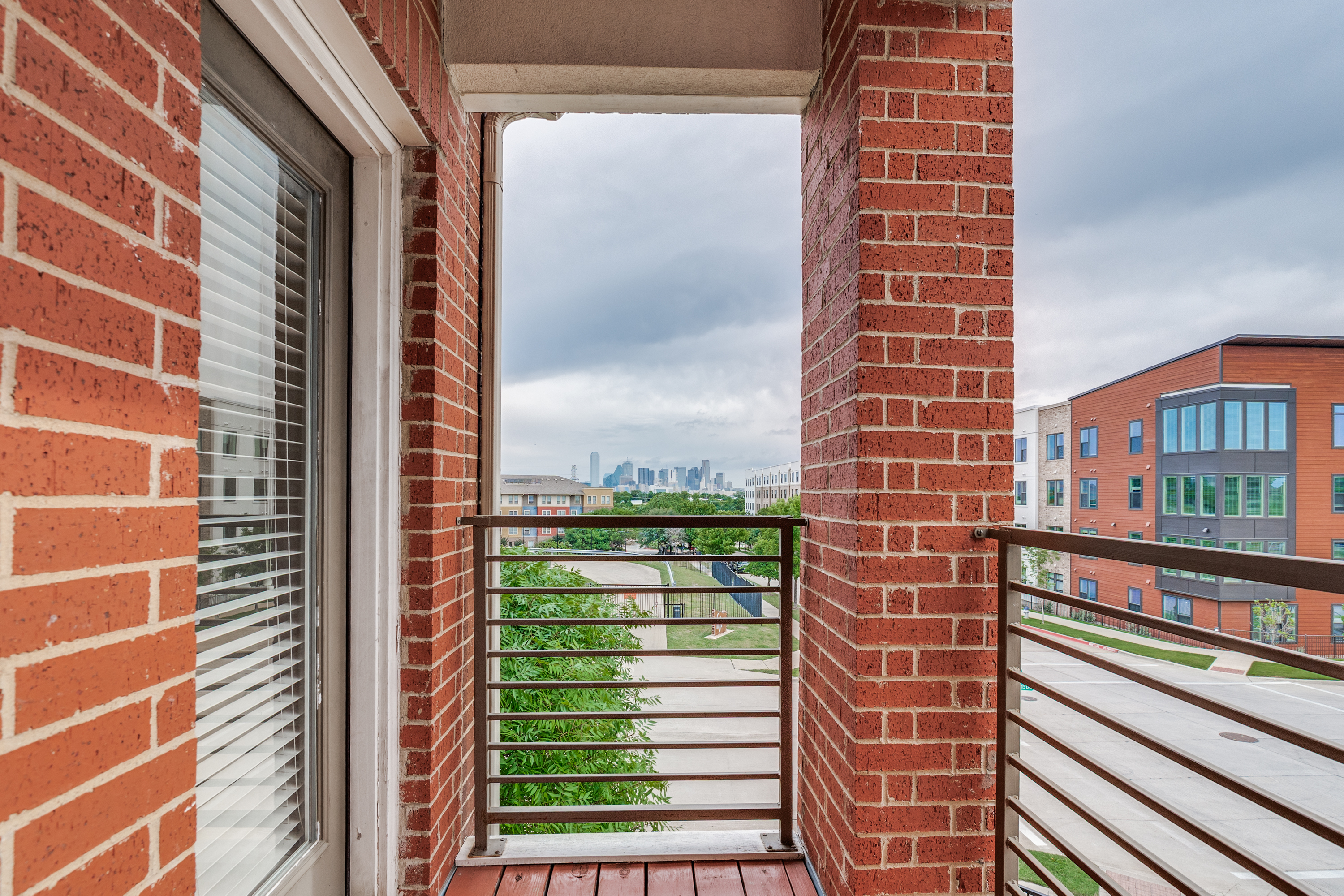 1596 Fiji Street Dallas TX 75203