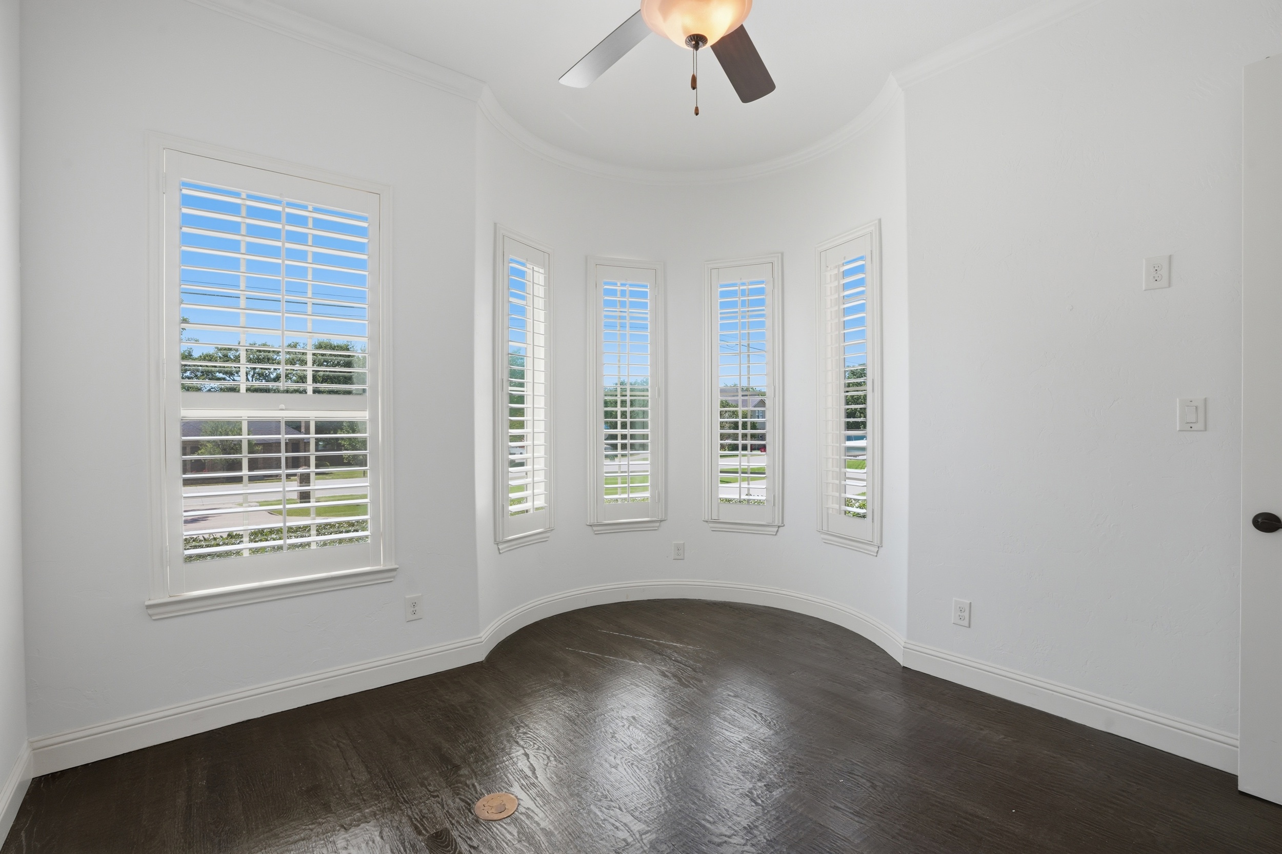 715 Simmons Road Double Oak TX 75077