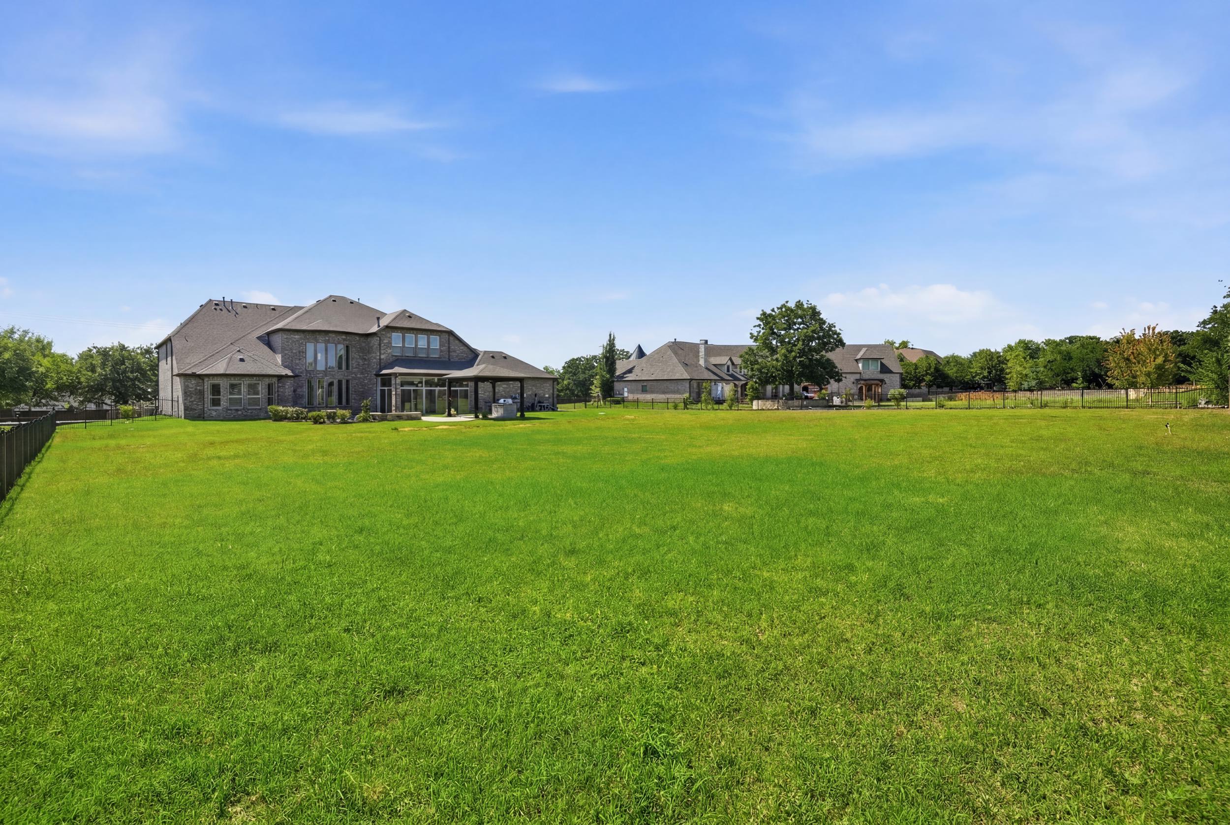 715 Simmons Road Double Oak TX 75077