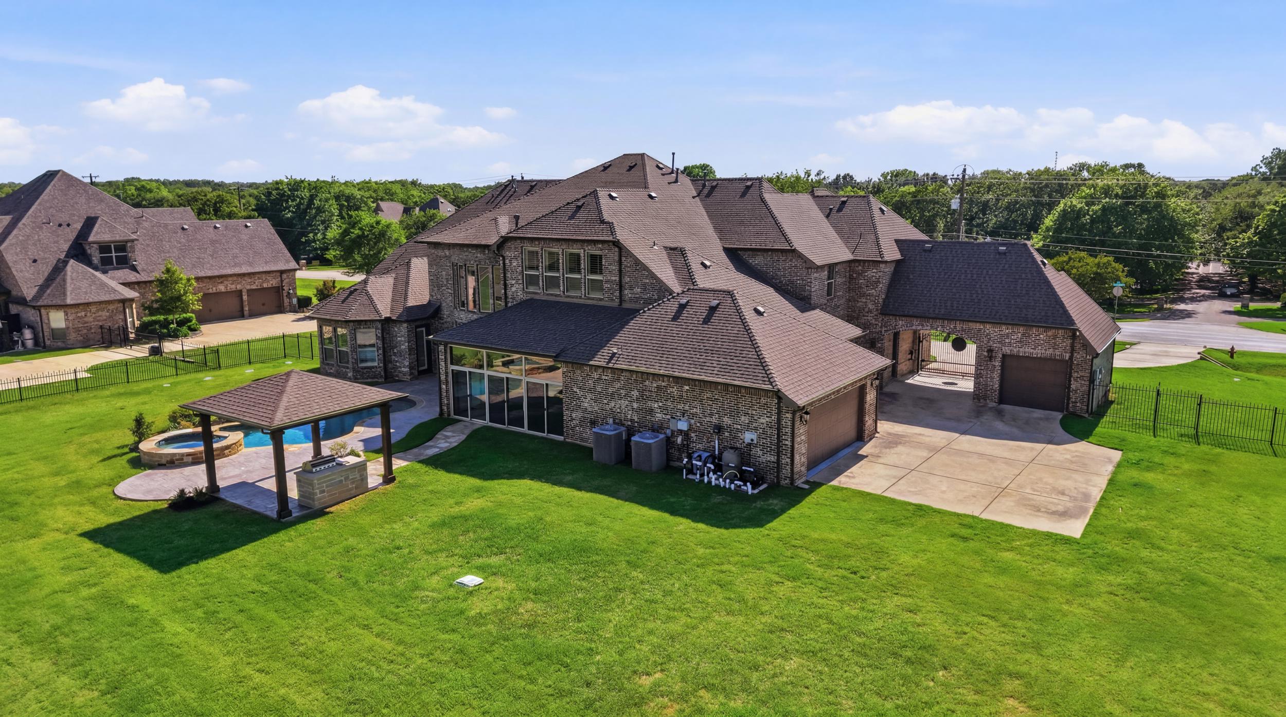 715 Simmons Road Double Oak TX 75077