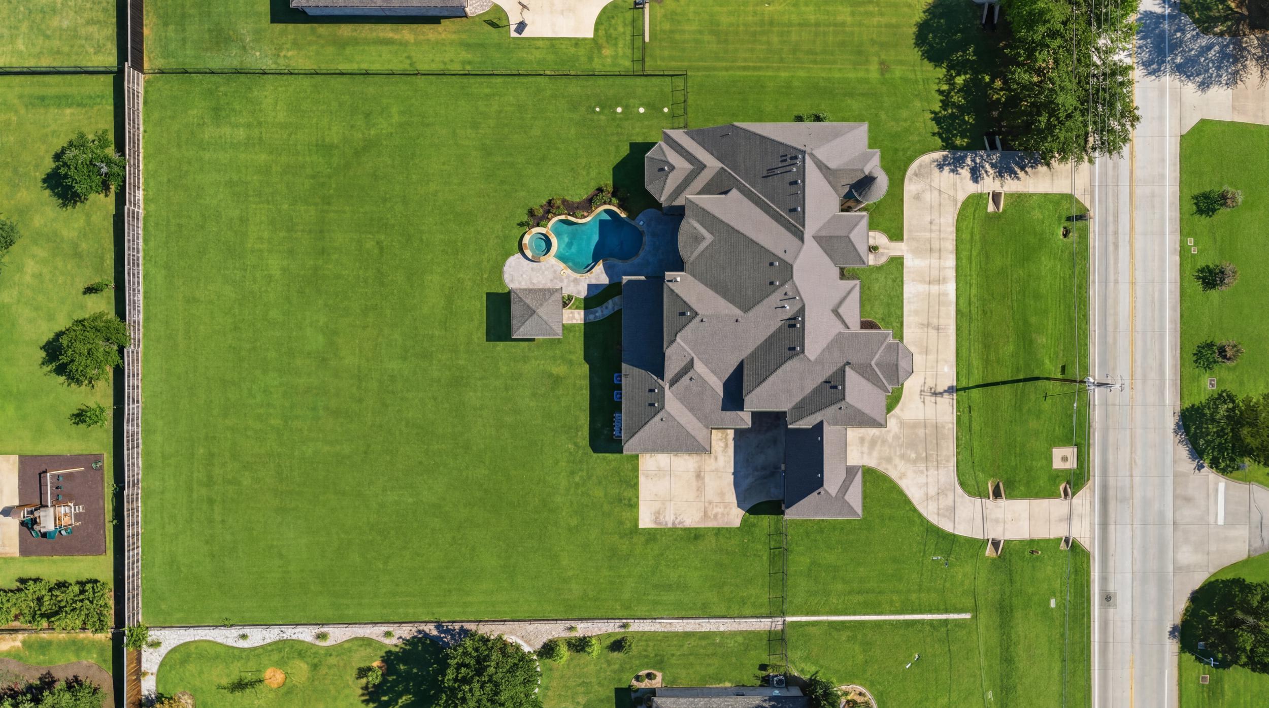 715 Simmons Road Double Oak TX 75077