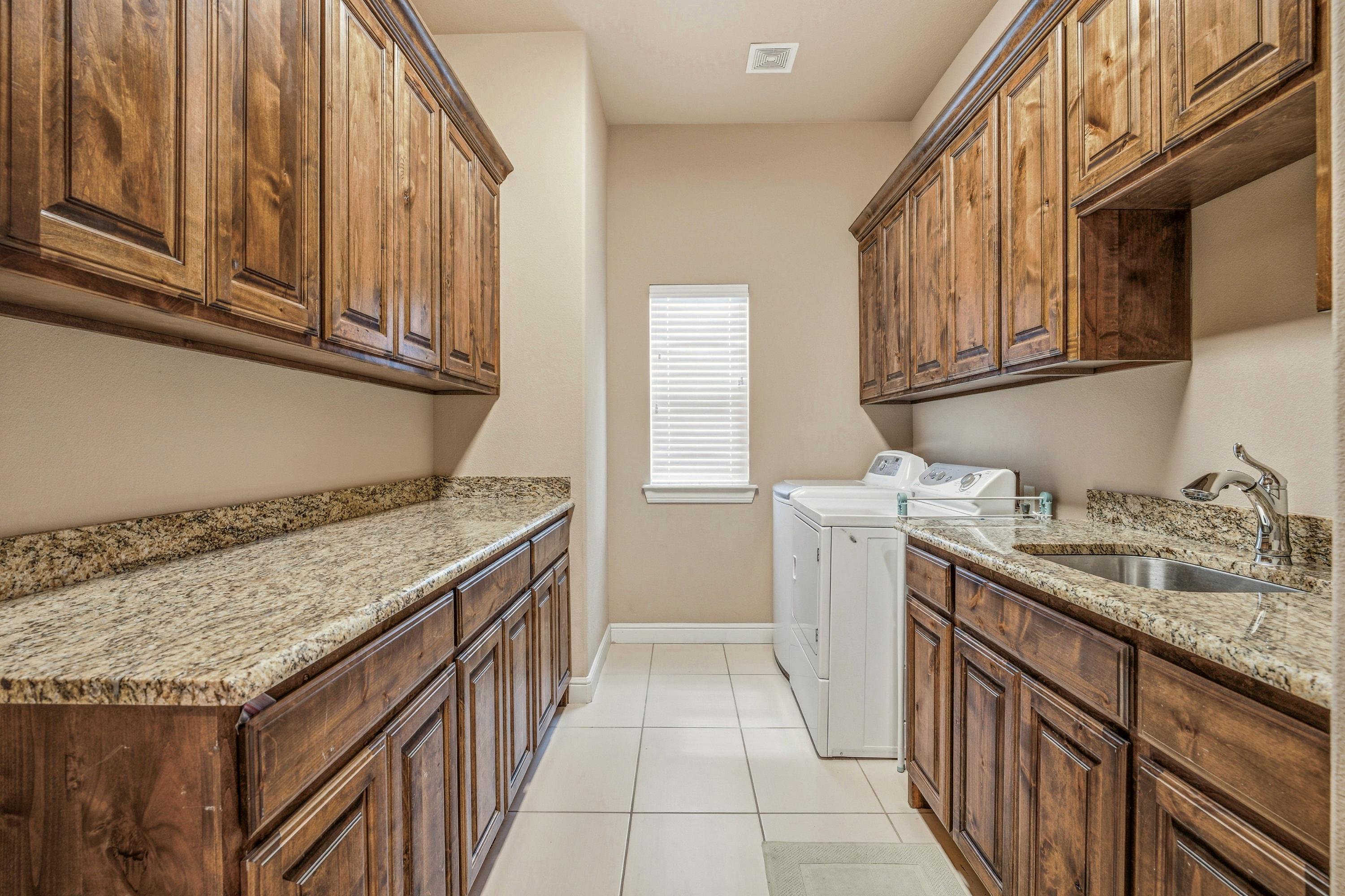239 Bearclaw Circle Aledo TX 76008