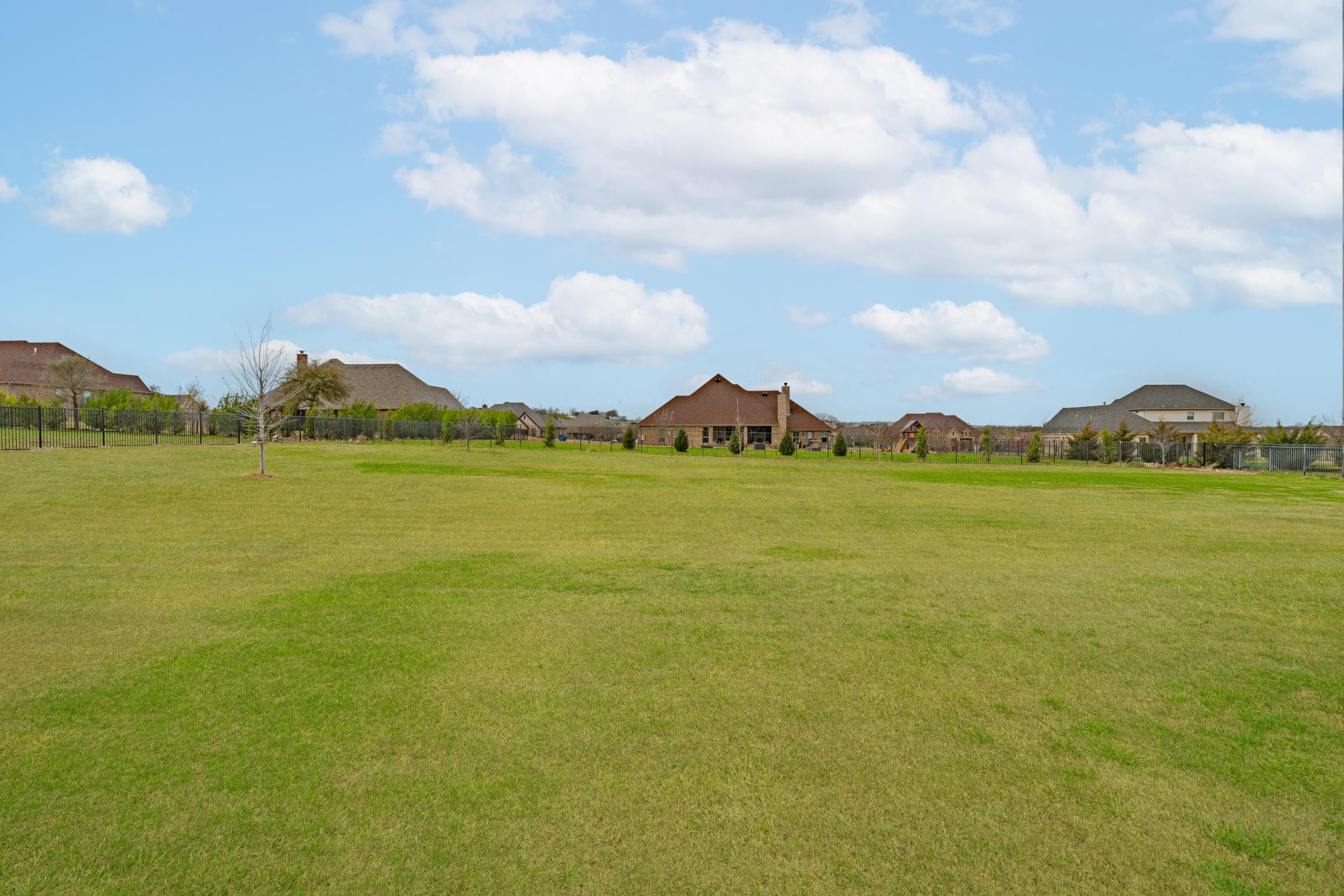 239 Bearclaw Circle Aledo TX 76008