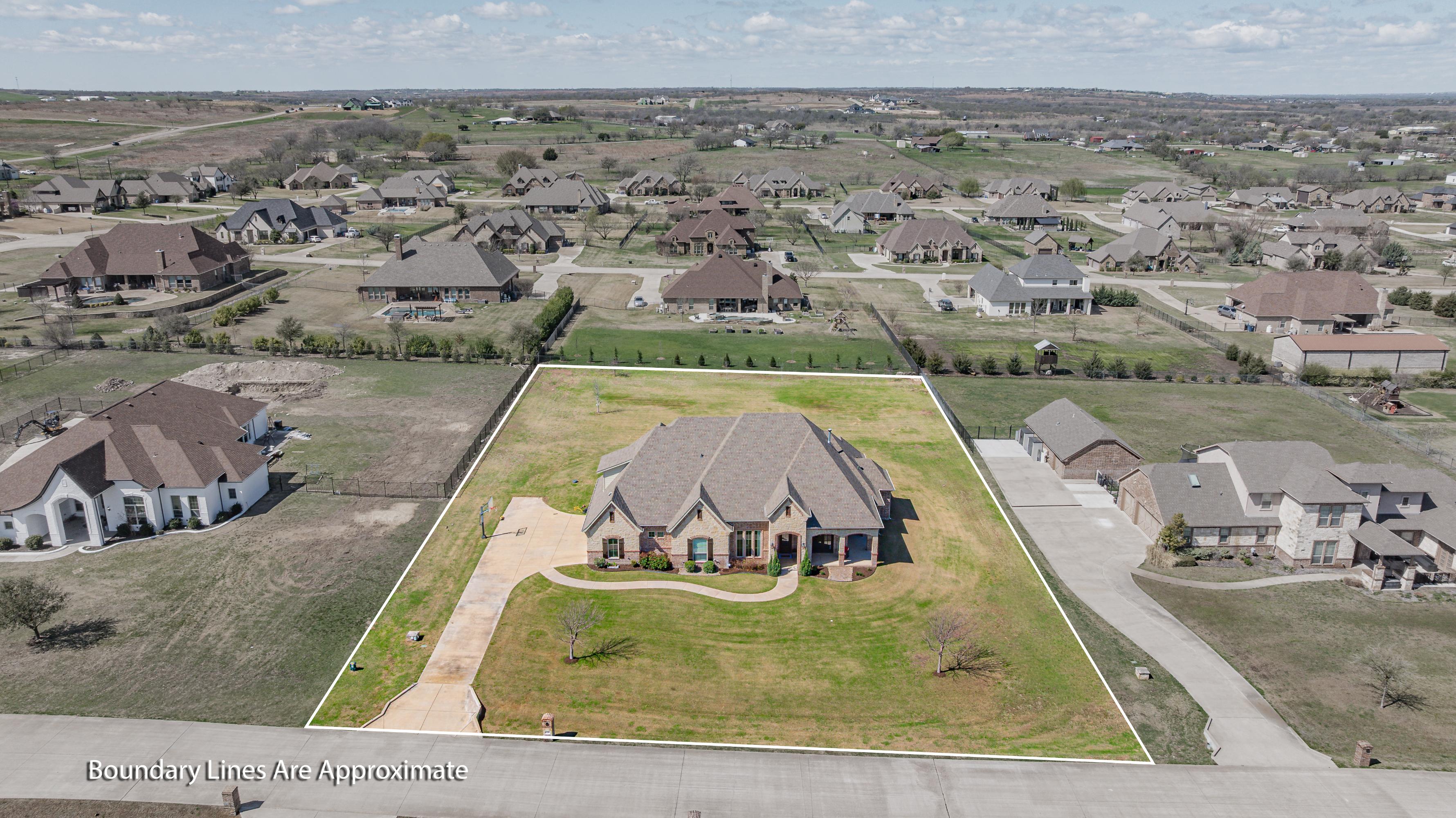 239 Bearclaw Circle Aledo TX 76008