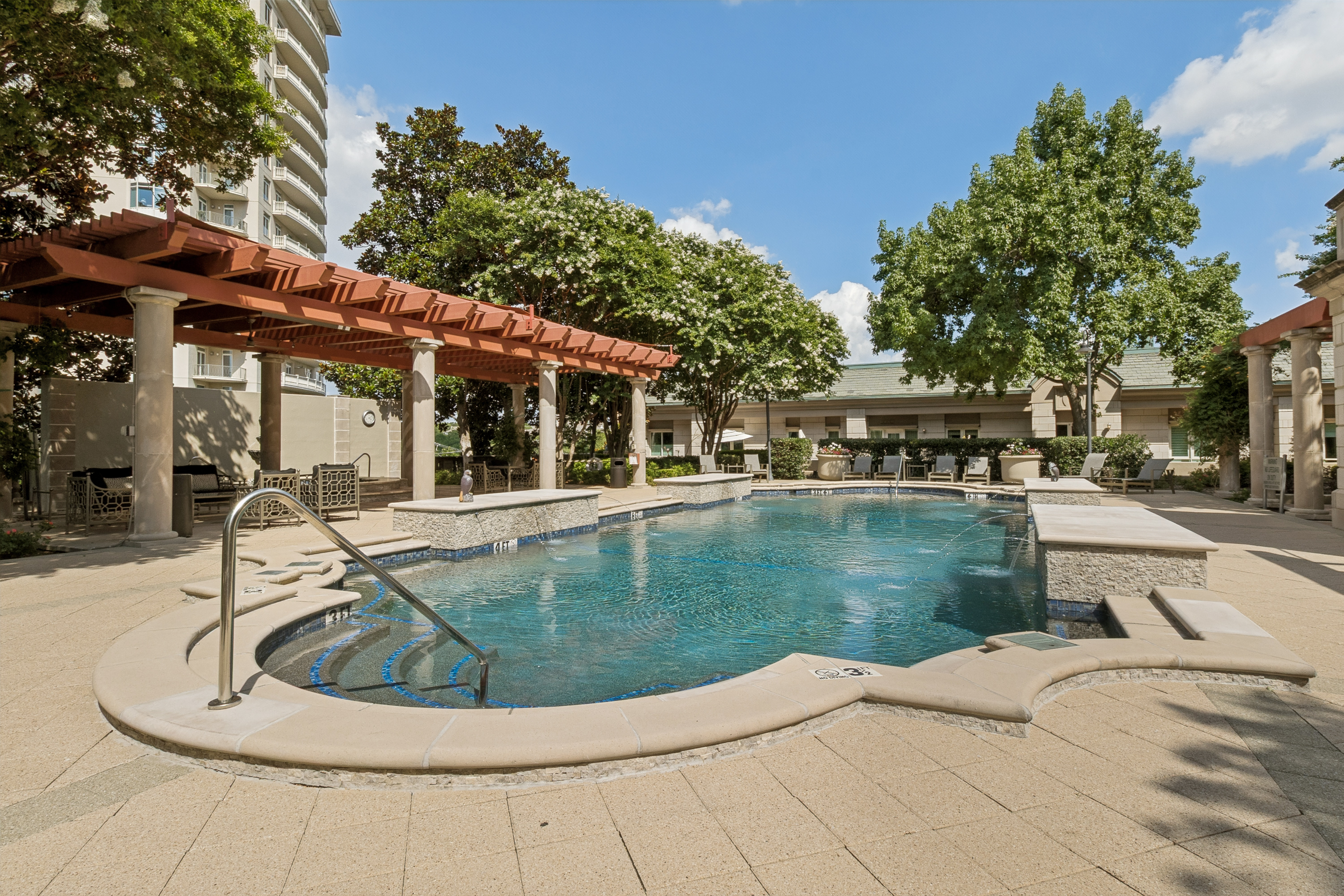 3401 Lee Parkway Dallas TX 75219