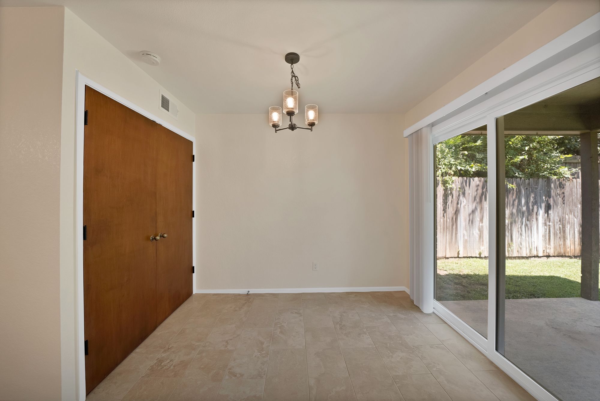 2415 Sanguinet Street Fort Worth TX 76107