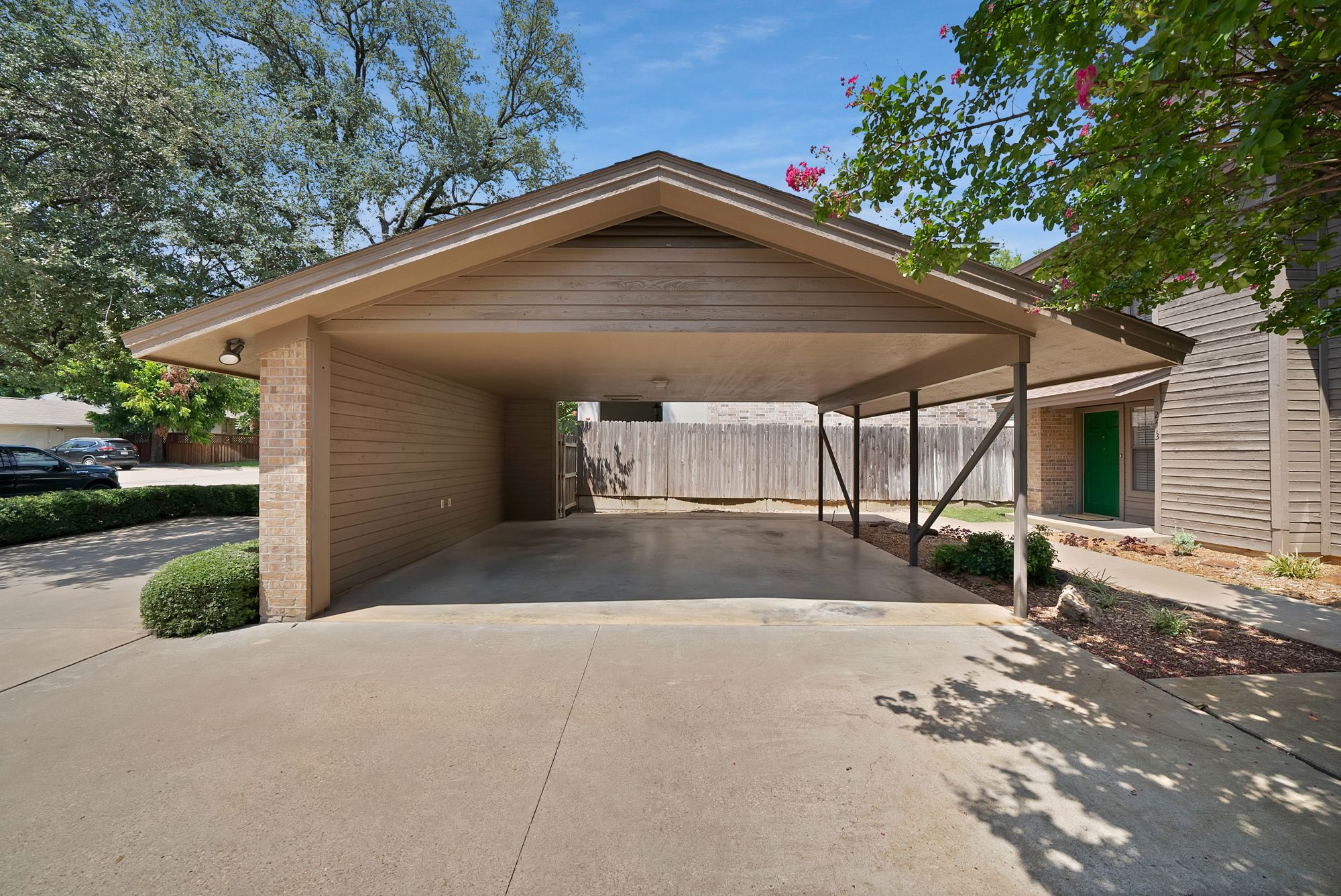 2415 Sanguinet Street Fort Worth TX 76107