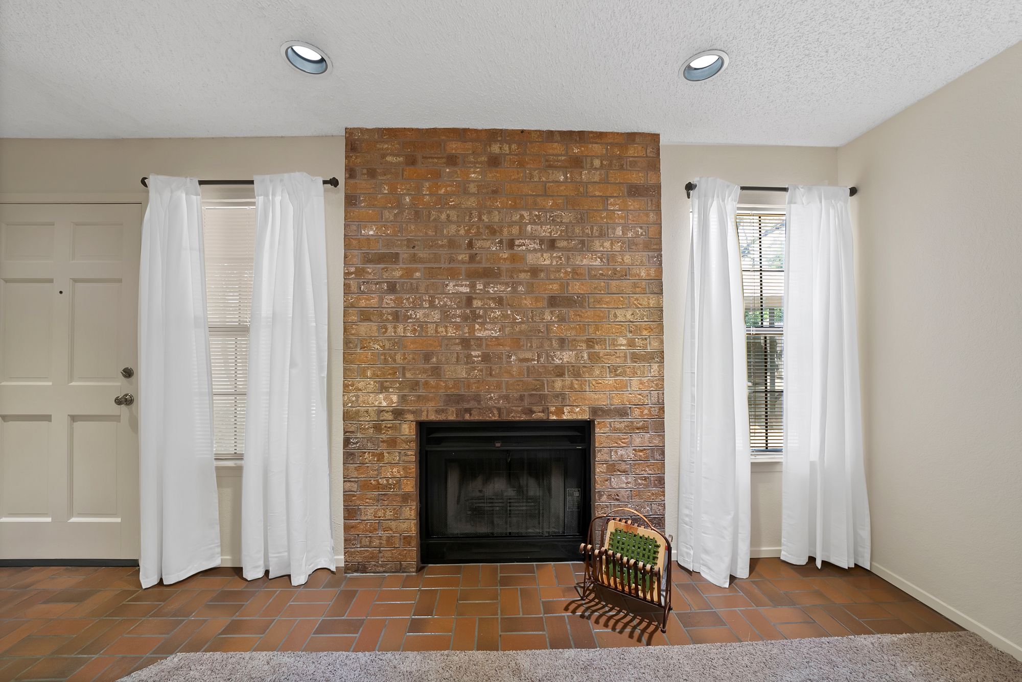 2415 Sanguinet Street Fort Worth TX 76107