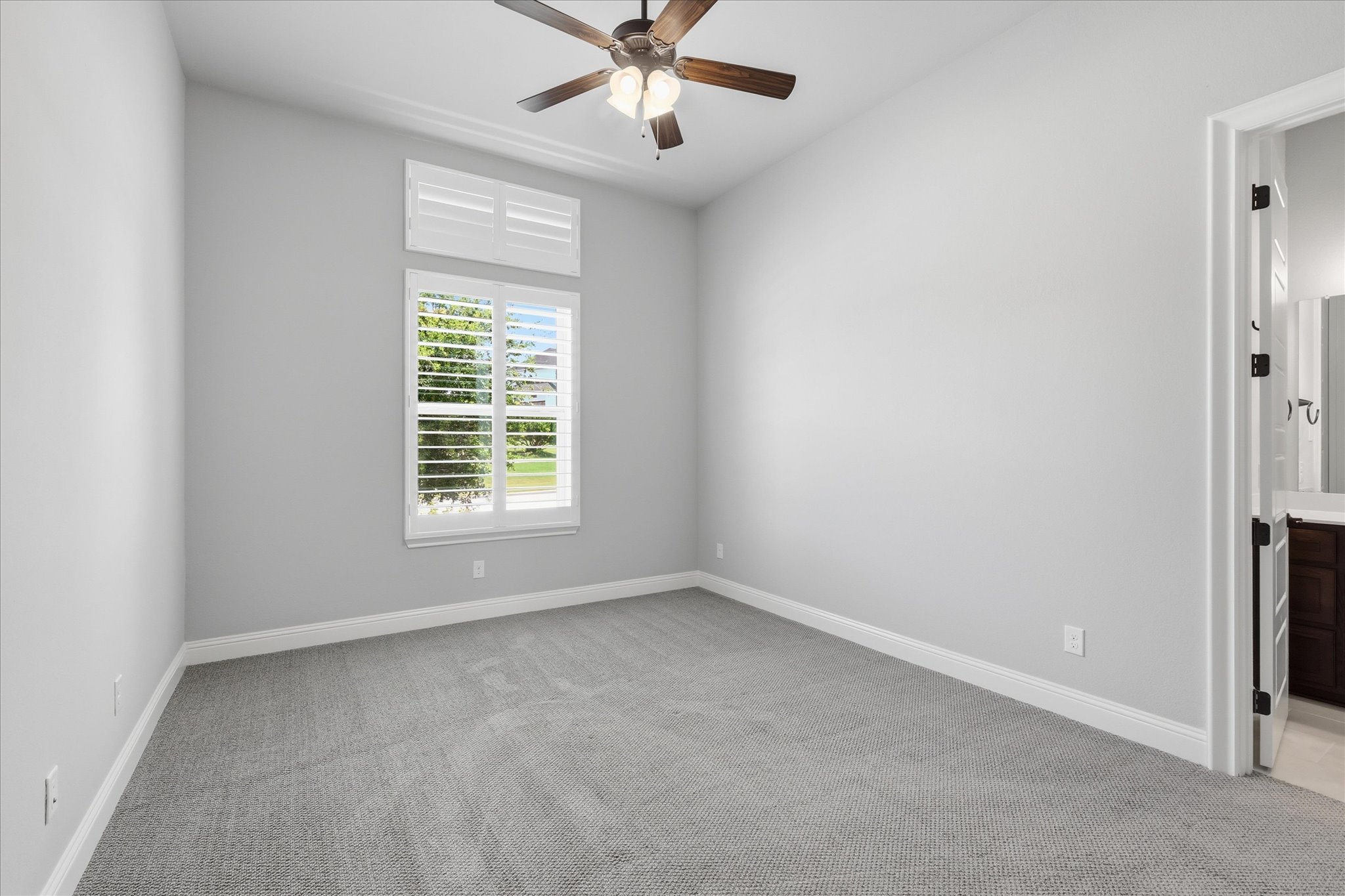 1713 Roundtree Circle E Fort Worth TX 76008