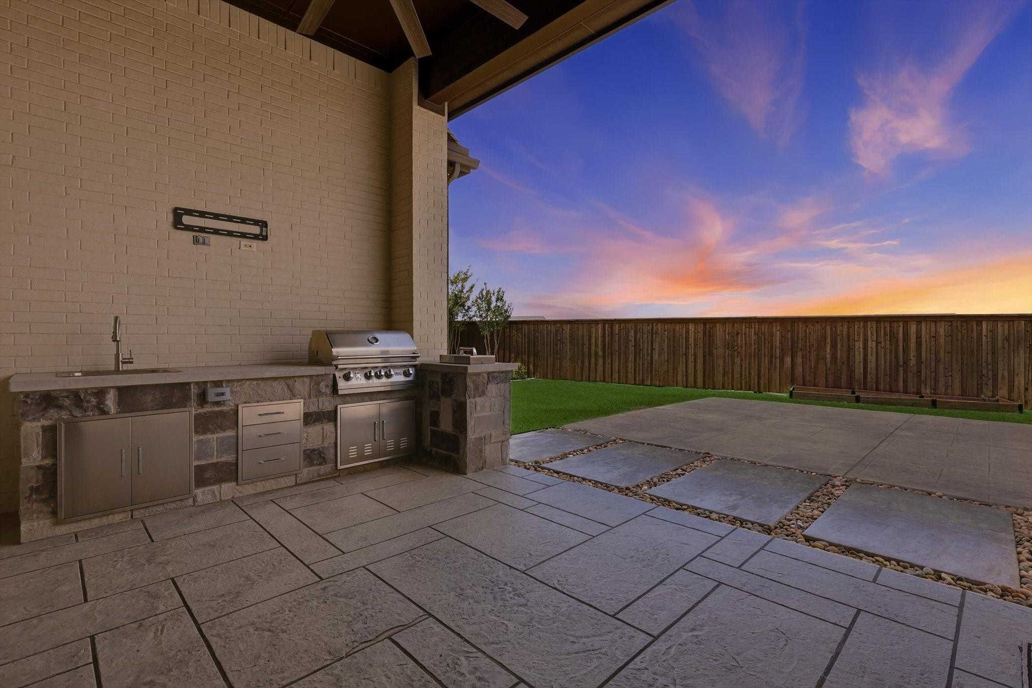 1713 Roundtree Circle E Fort Worth TX 76008
