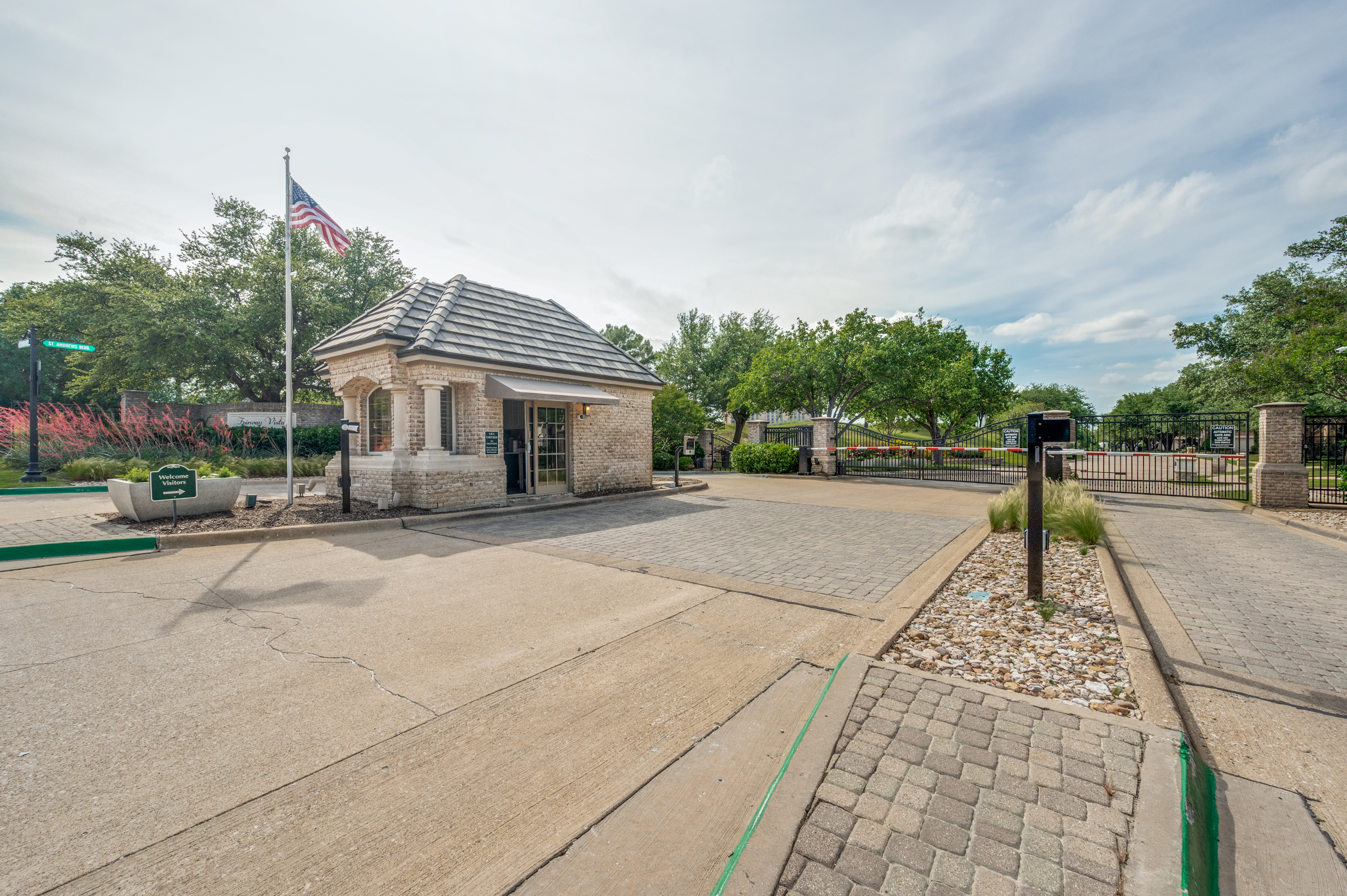 4474 Saint Andrews Boulevard Irving TX 75038