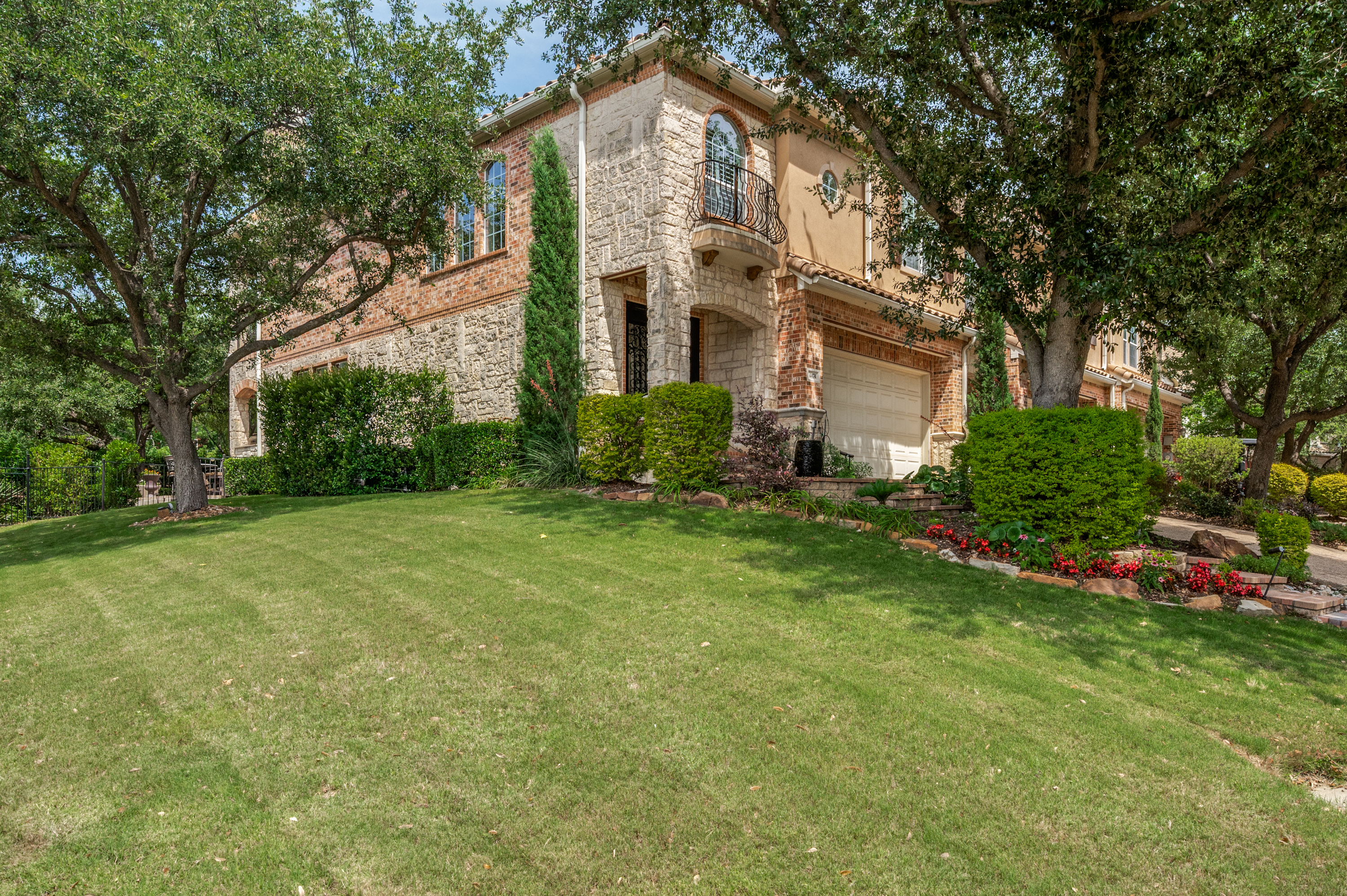 4474 Saint Andrews Boulevard Irving TX 75038