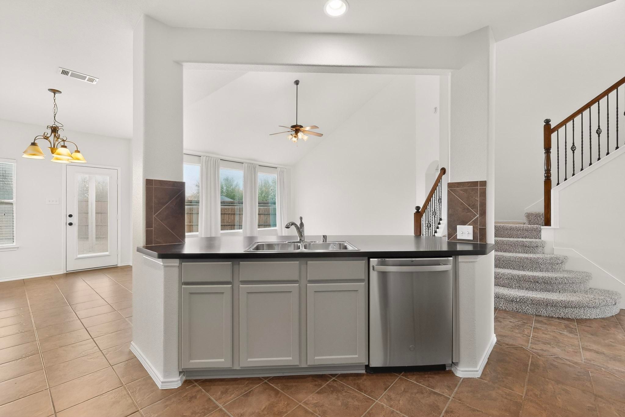 105 Canyon Court Waxahachie TX 75167