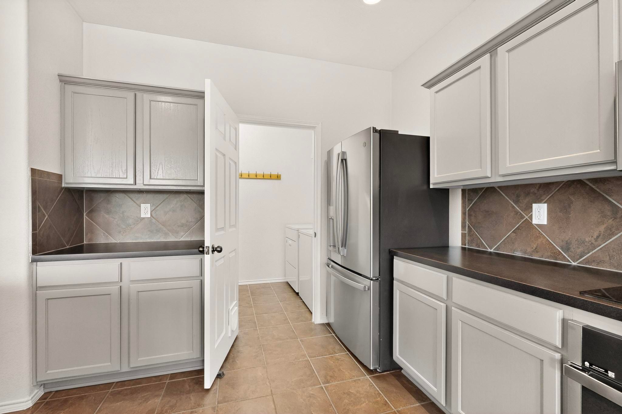 105 Canyon Court Waxahachie TX 75167