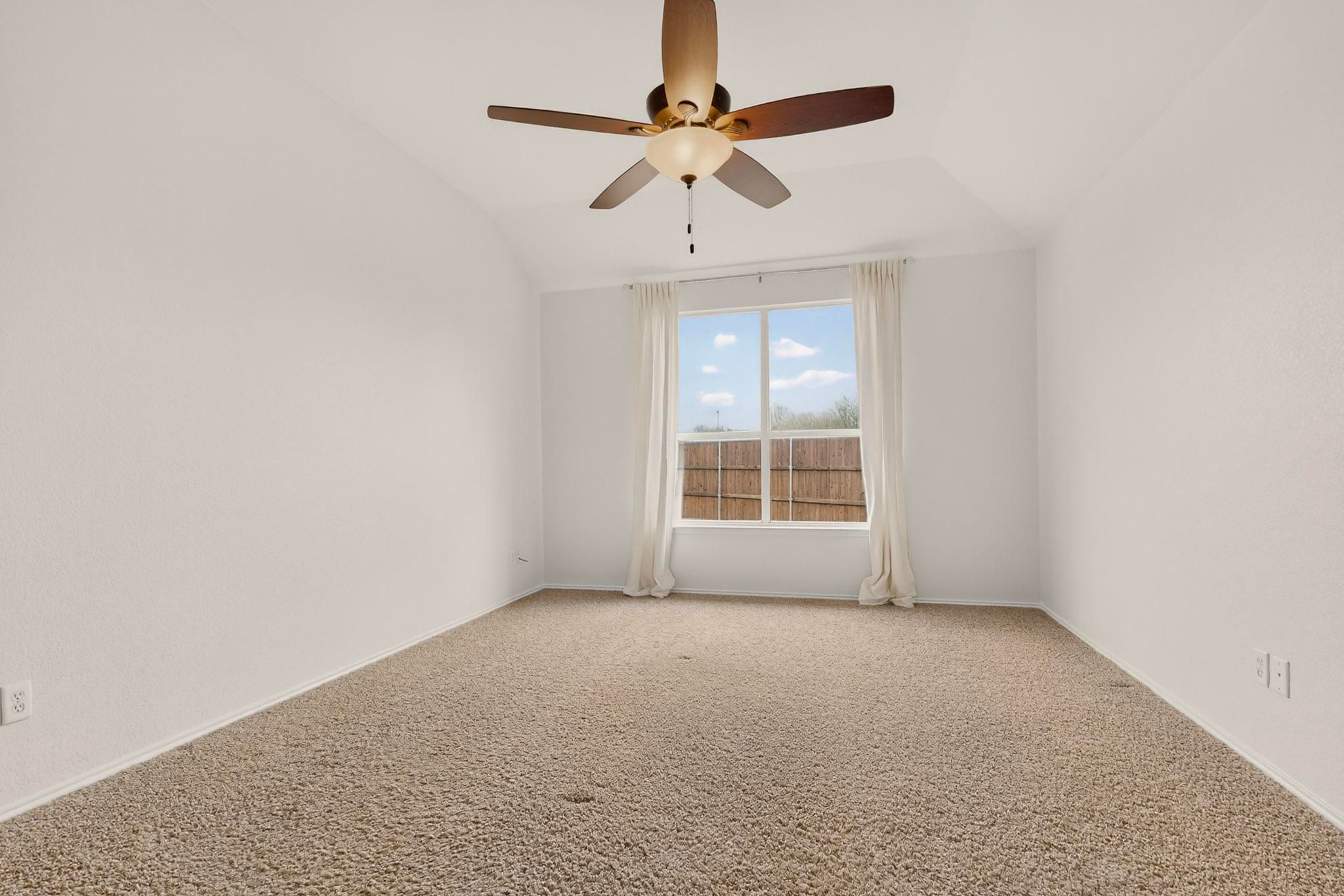 105 Canyon Court Waxahachie TX 75167