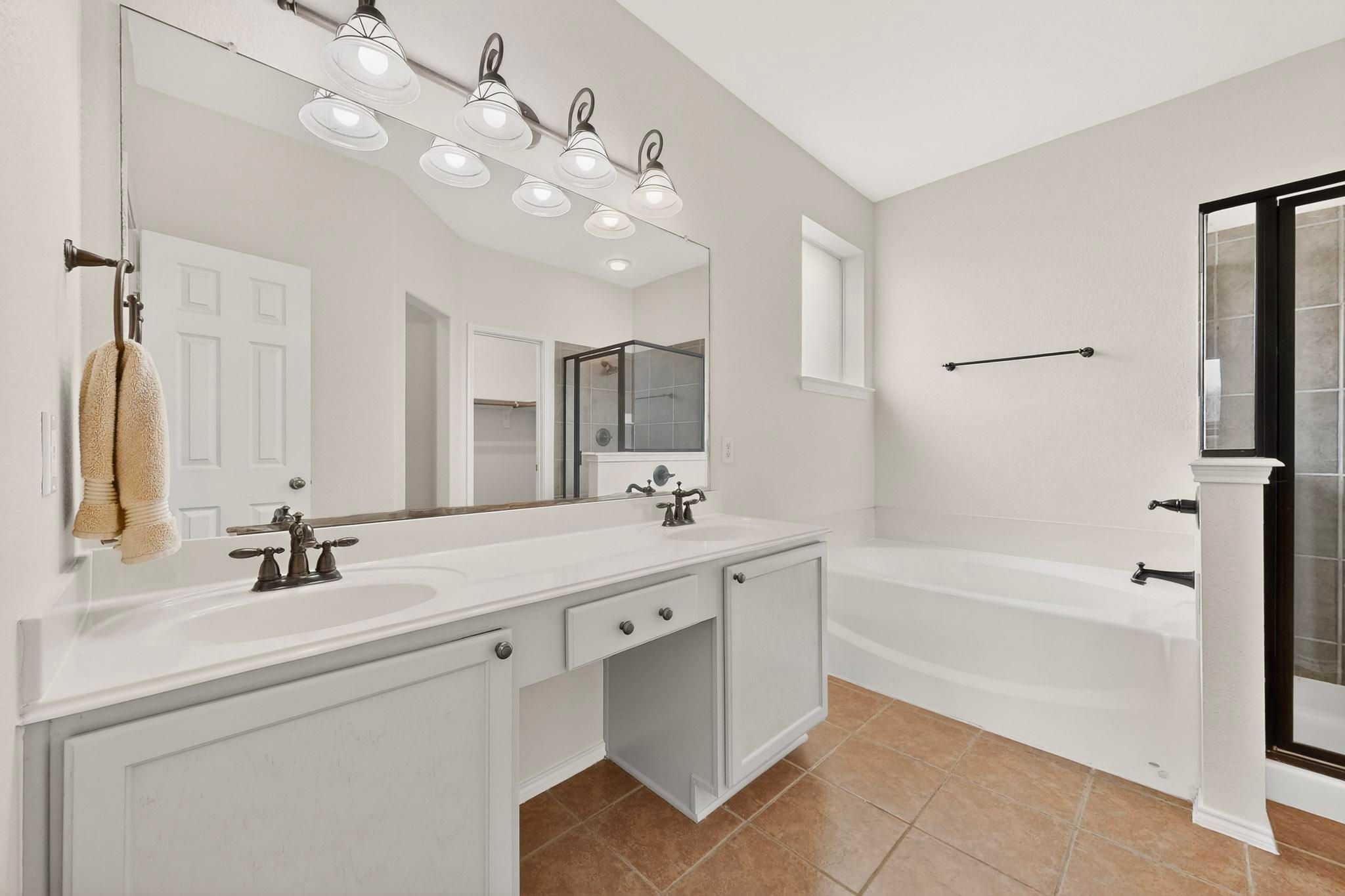 105 Canyon Court Waxahachie TX 75167