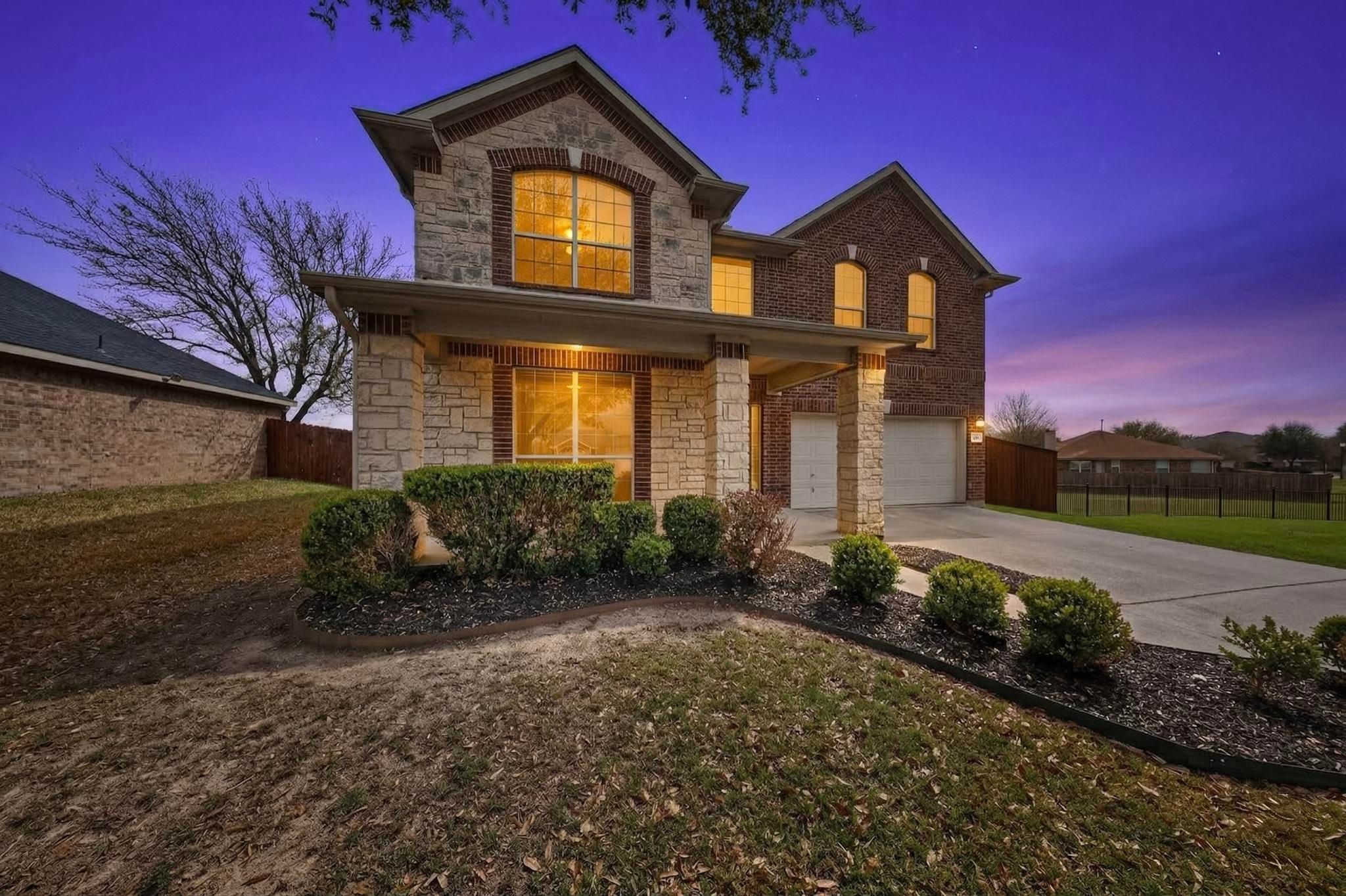 105 Canyon Court Waxahachie TX 75167