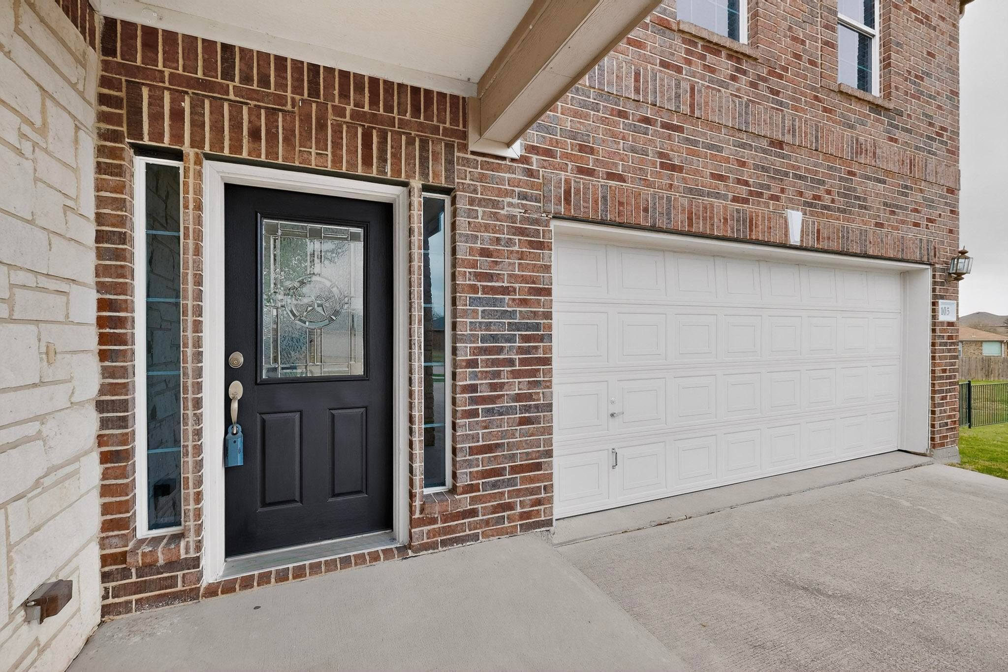 105 Canyon Court Waxahachie TX 75167