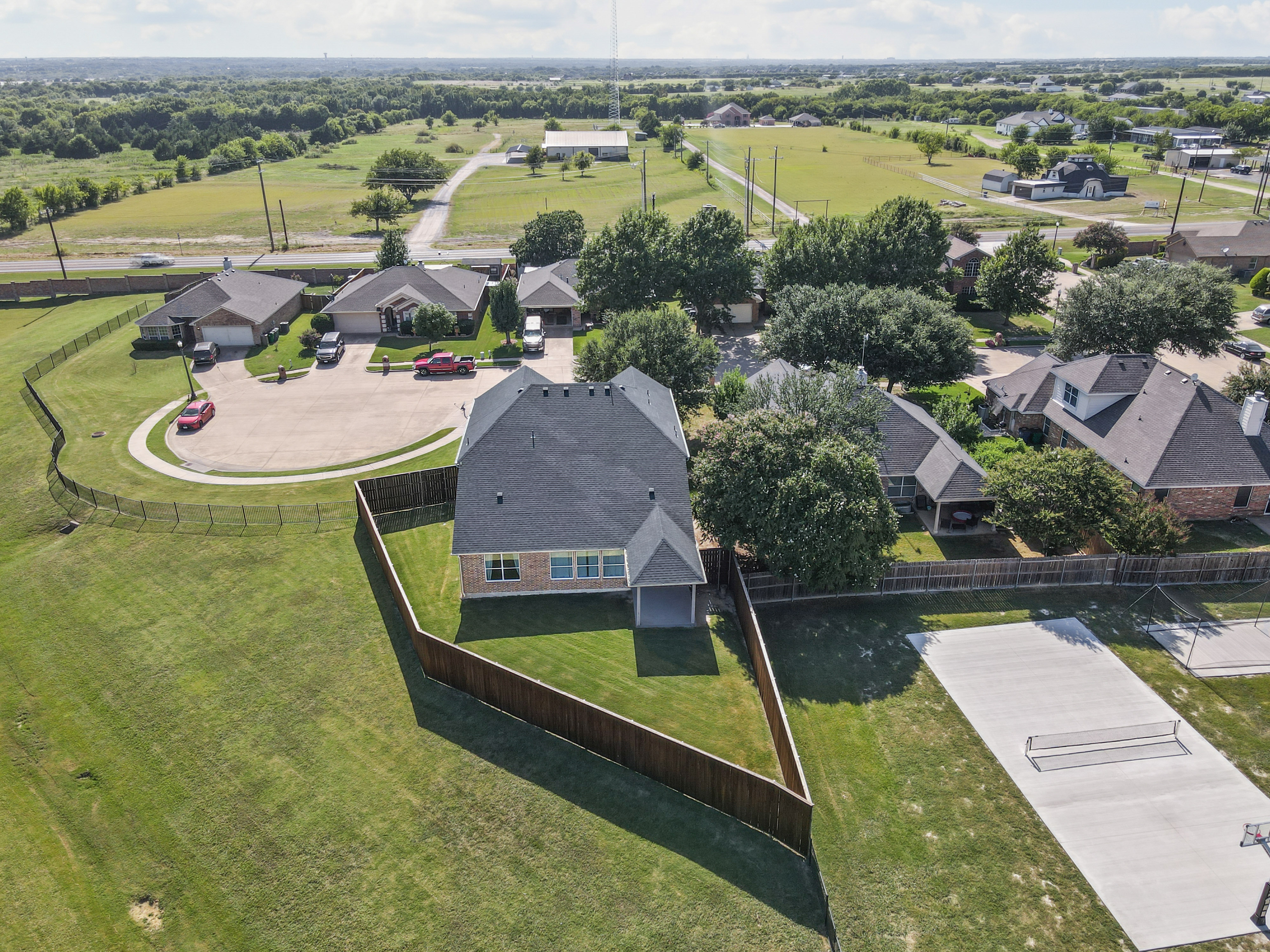 105 Canyon Court Waxahachie TX 75167