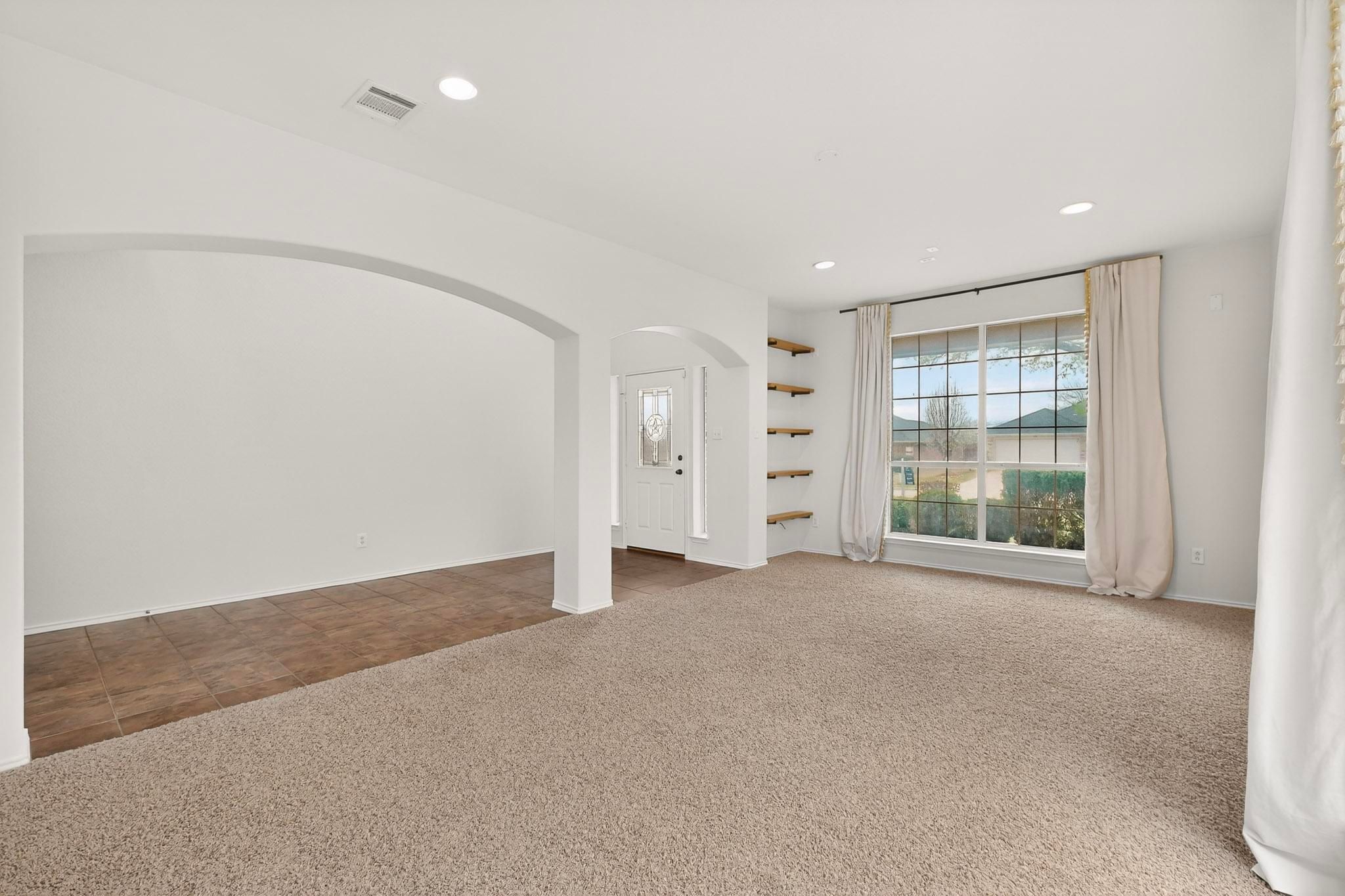 105 Canyon Court Waxahachie TX 75167