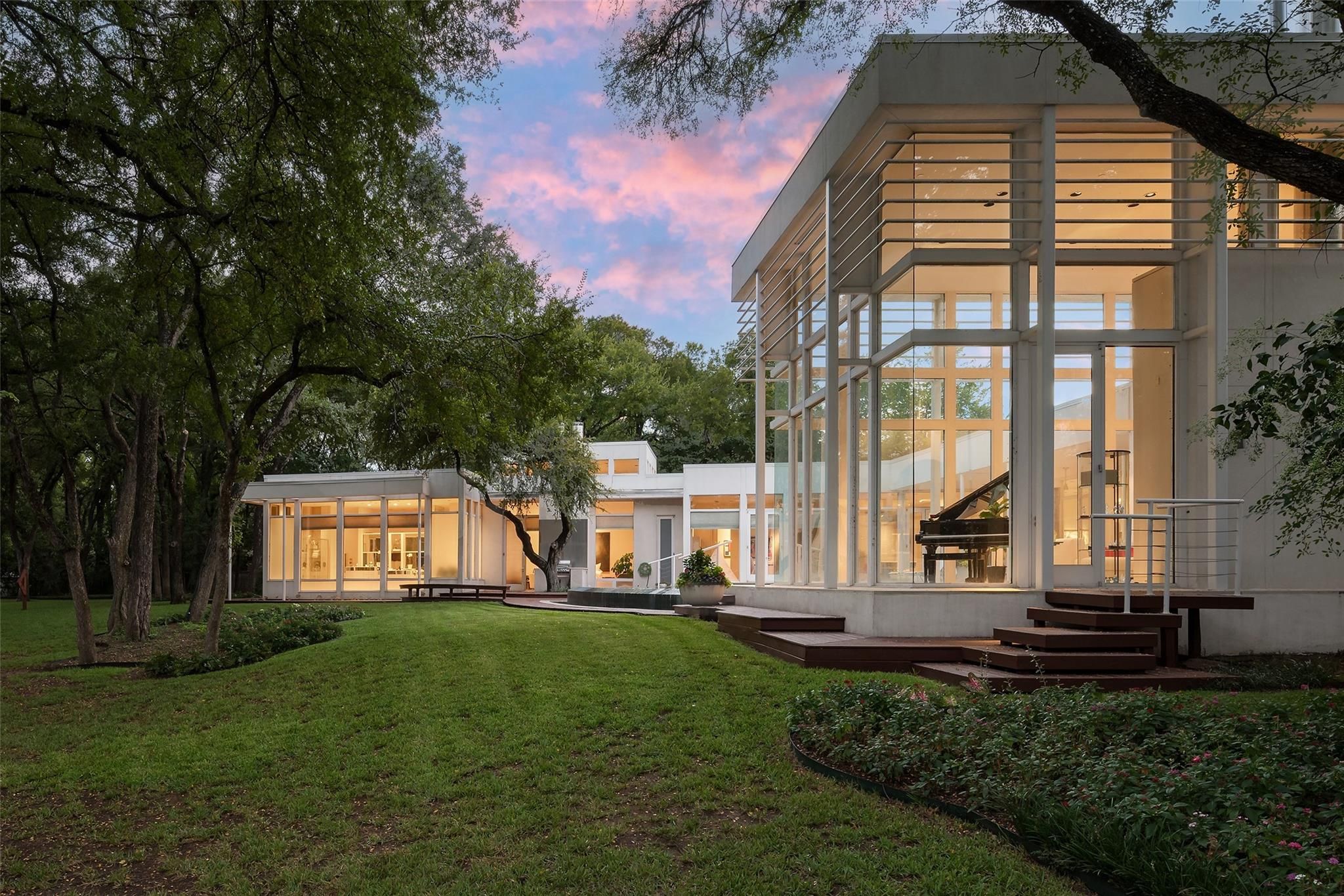 4130 Cochran Chapel Dallas TX 75209