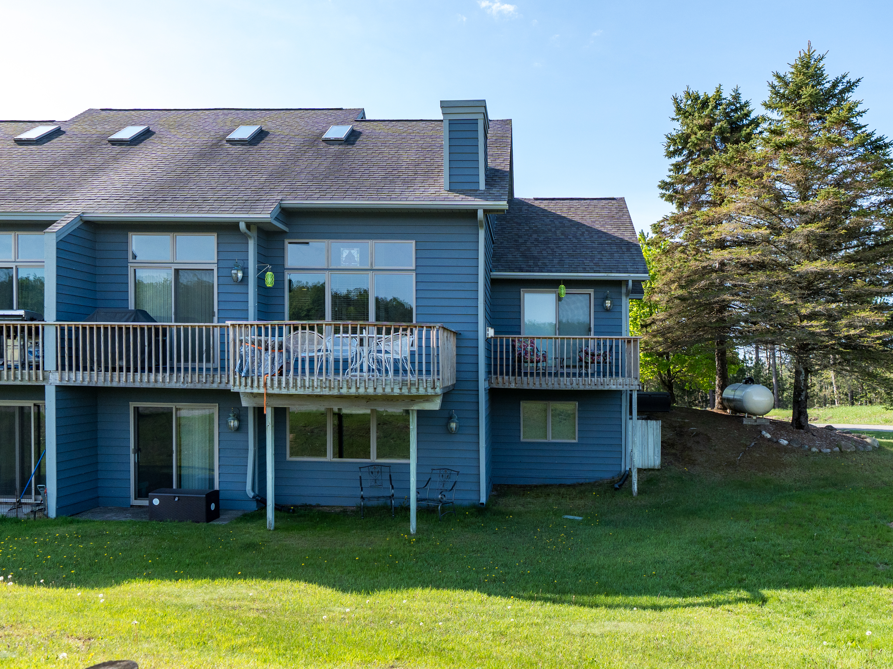 1800 Bear's Paw Trail Vanderbilt MI 49795