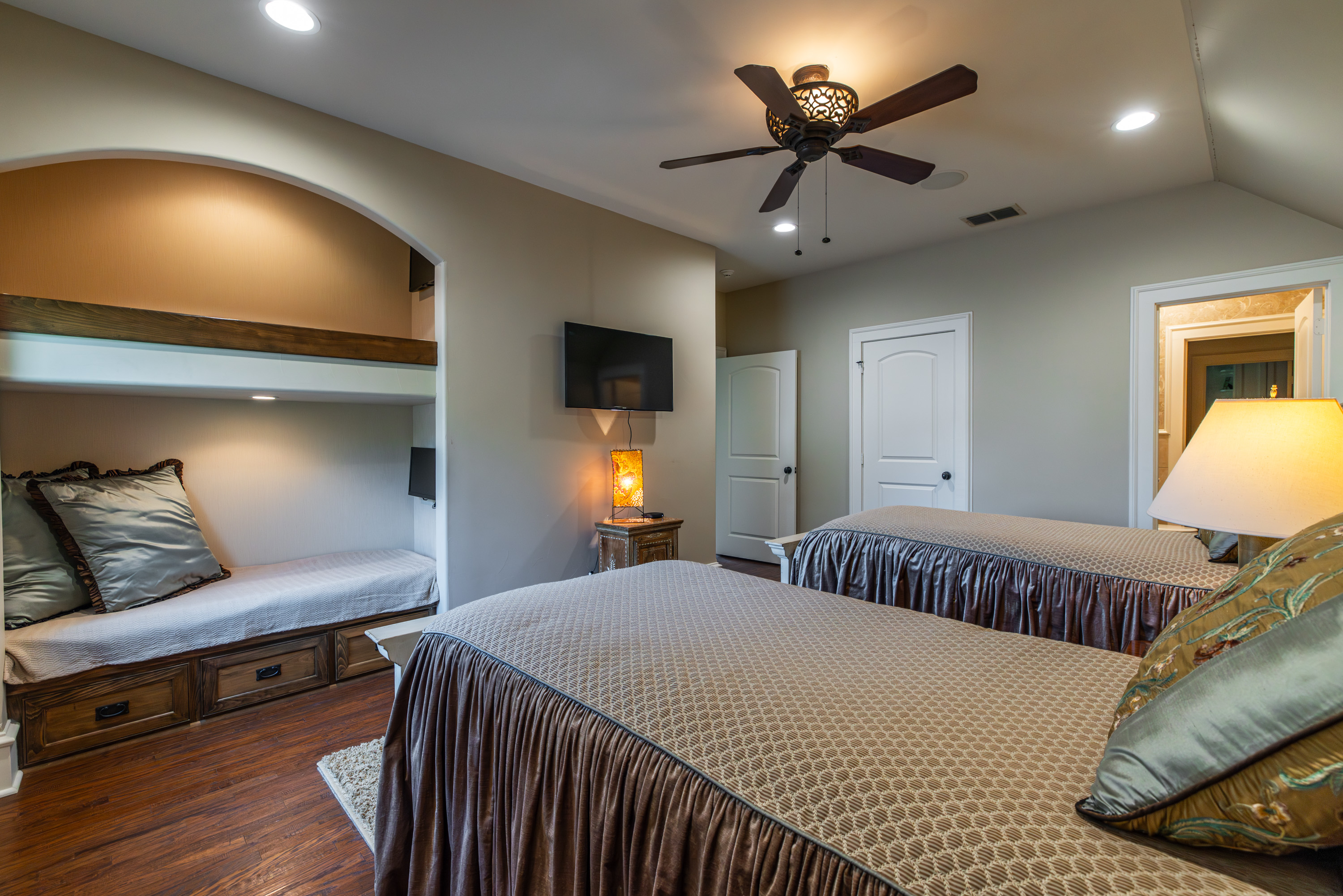 325 Young Road Hallsville TX 75650