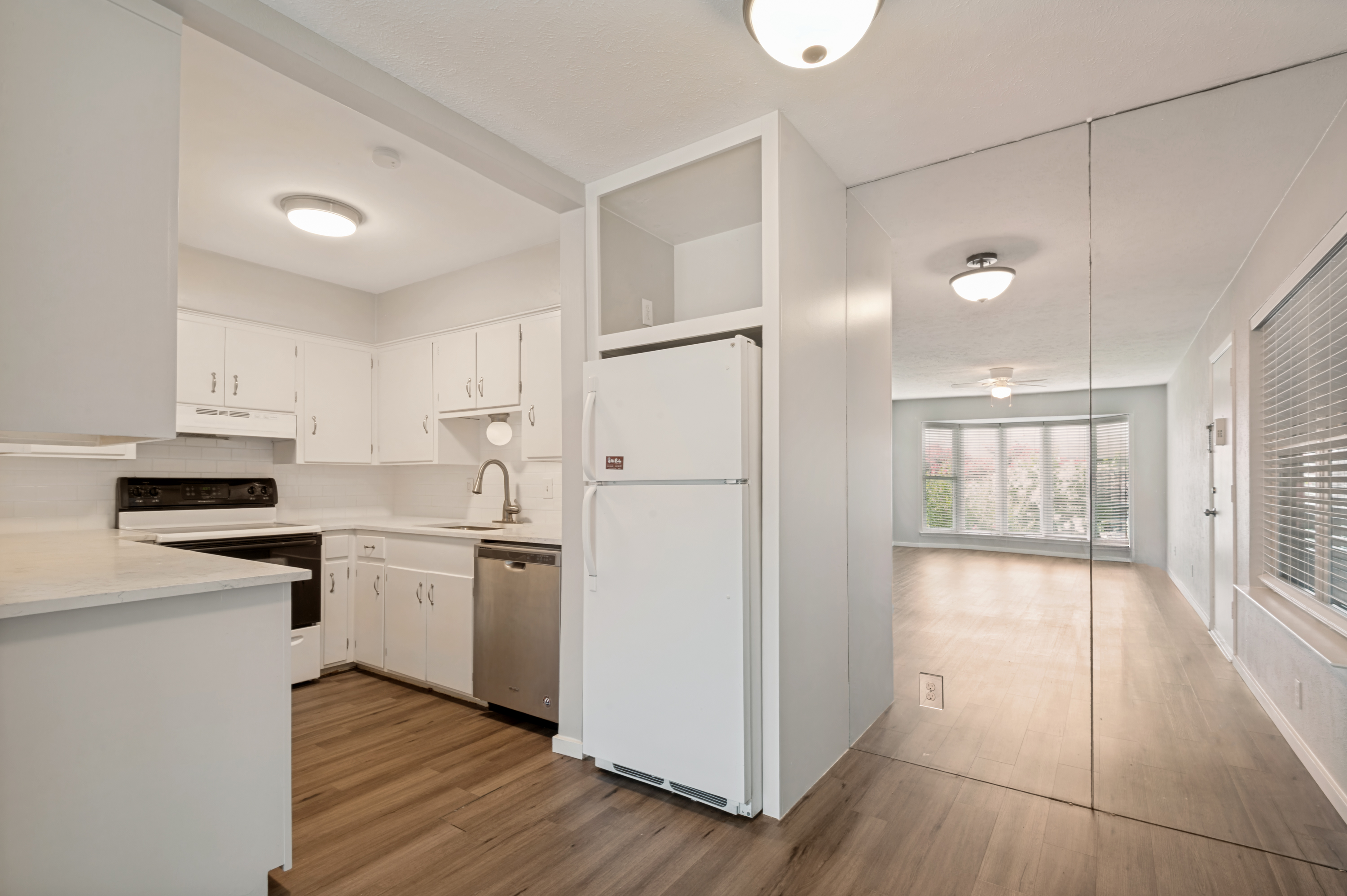 4206 Newton Avenue Dallas TX 75219