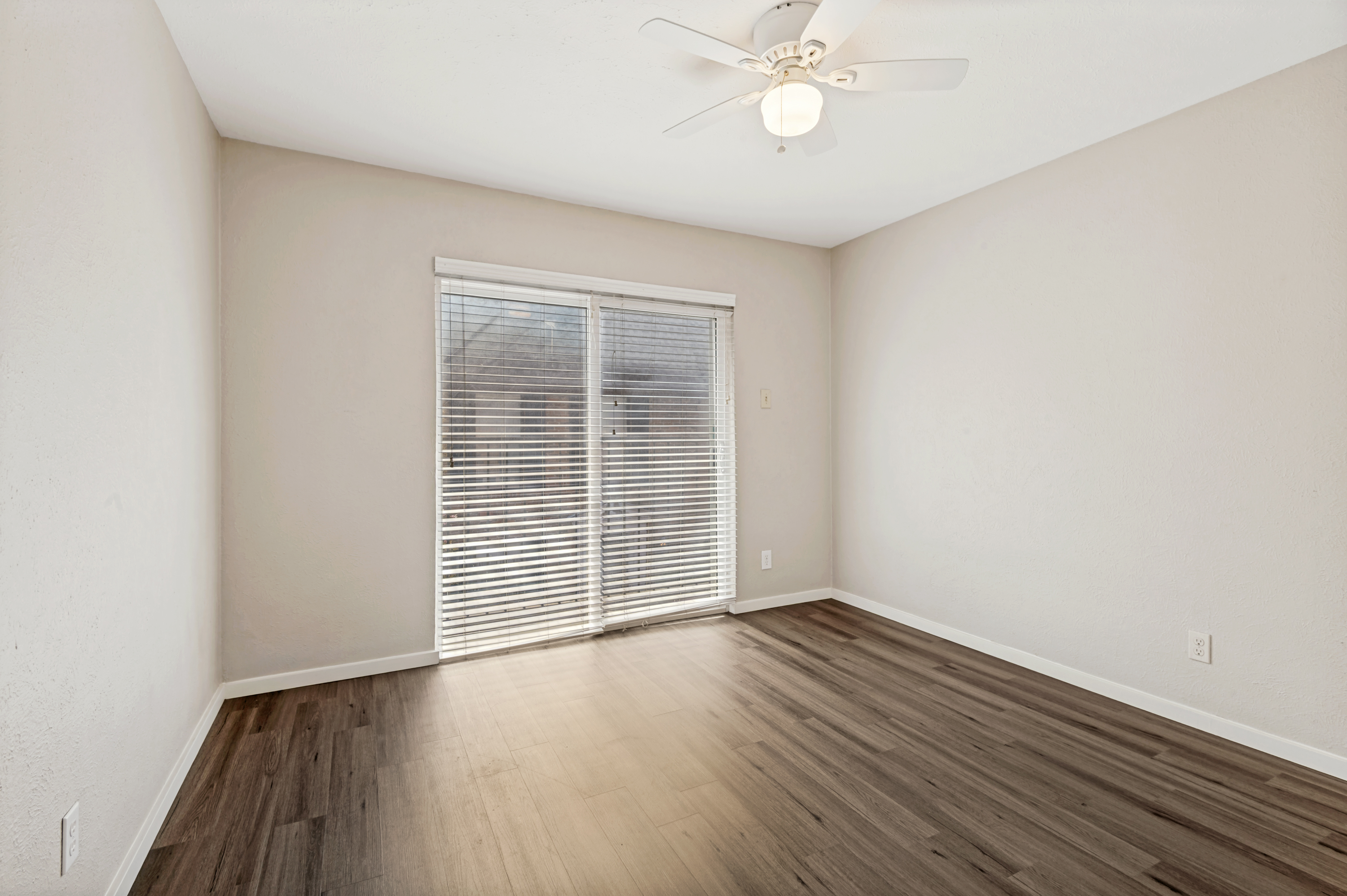 4206 Newton Avenue Dallas TX 75219