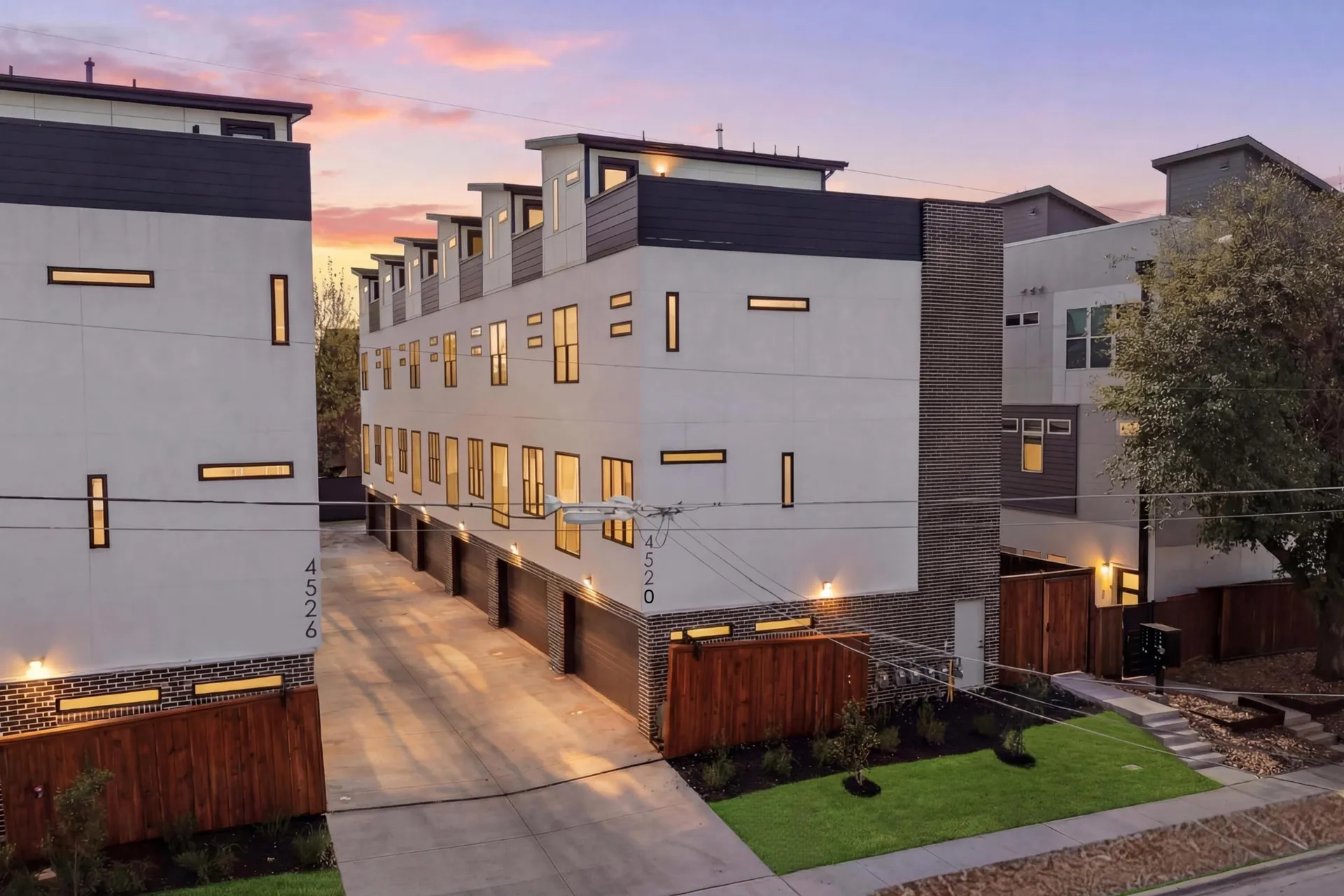Dallas TX, 4526 Cabell Drive, Unit 100