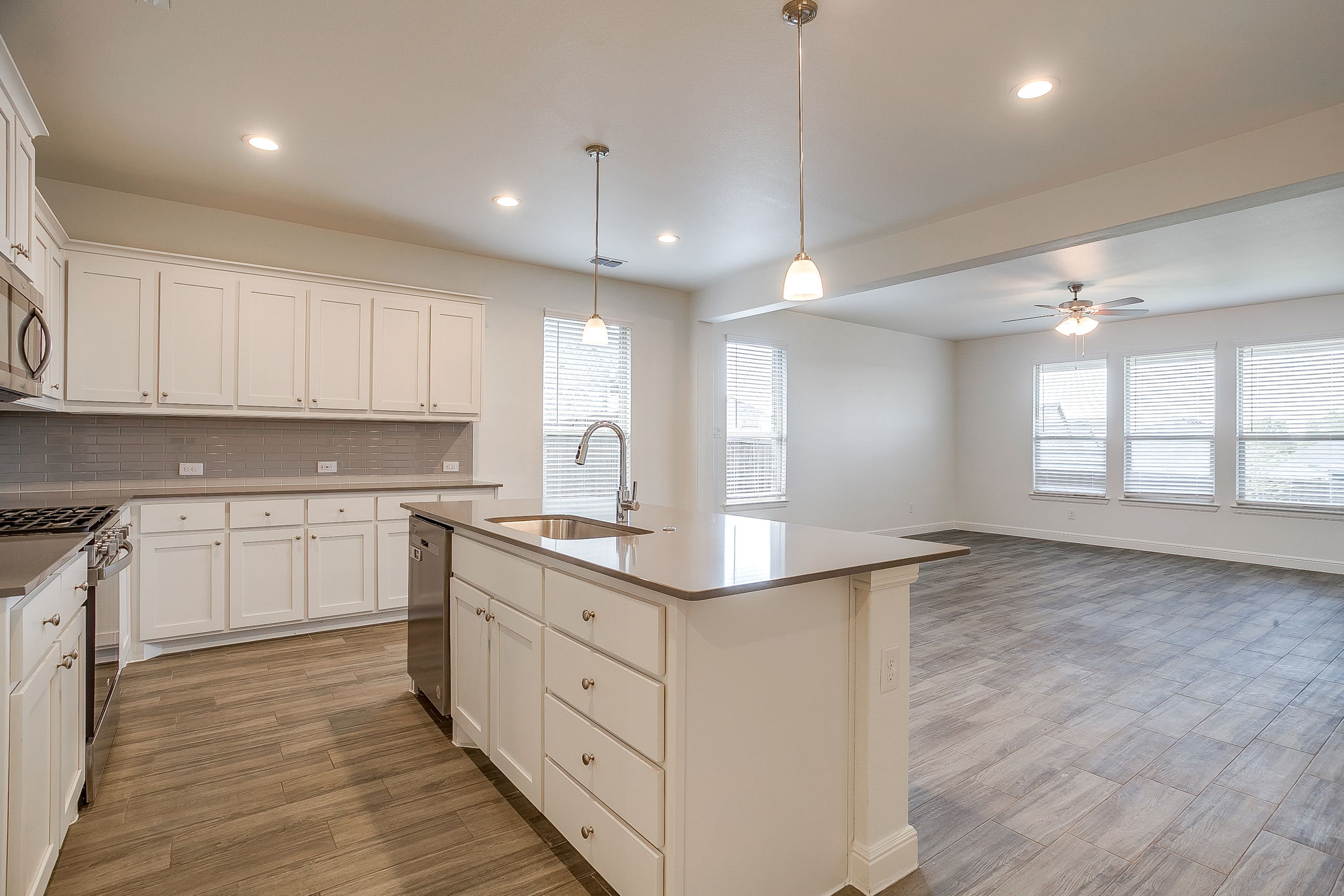 509 Big Horn Pass Denton TX 76210