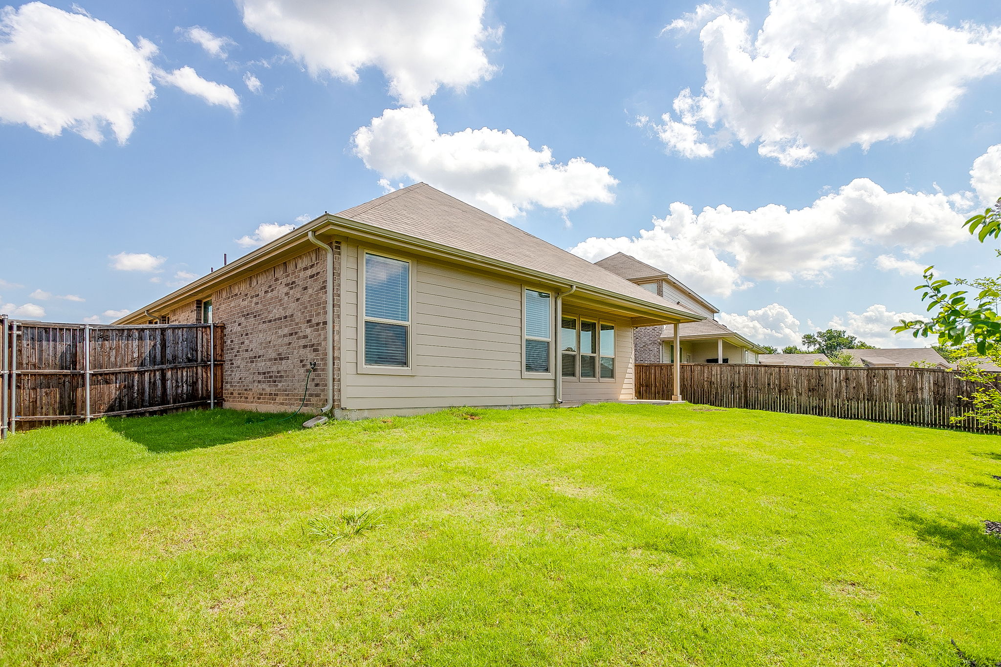 509 Big Horn Pass Denton TX 76210