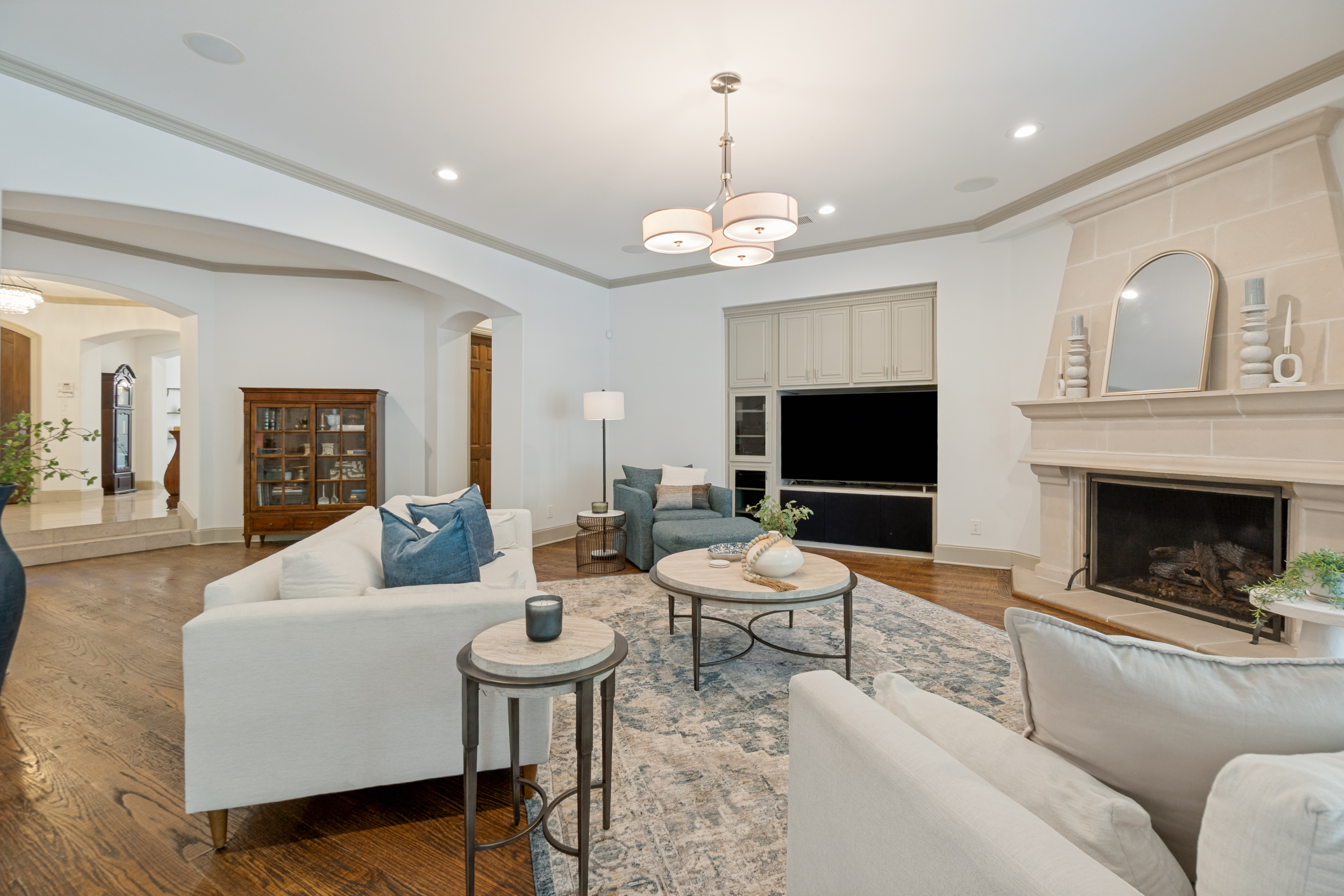 6615 Meadow Road Dallas TX 75230