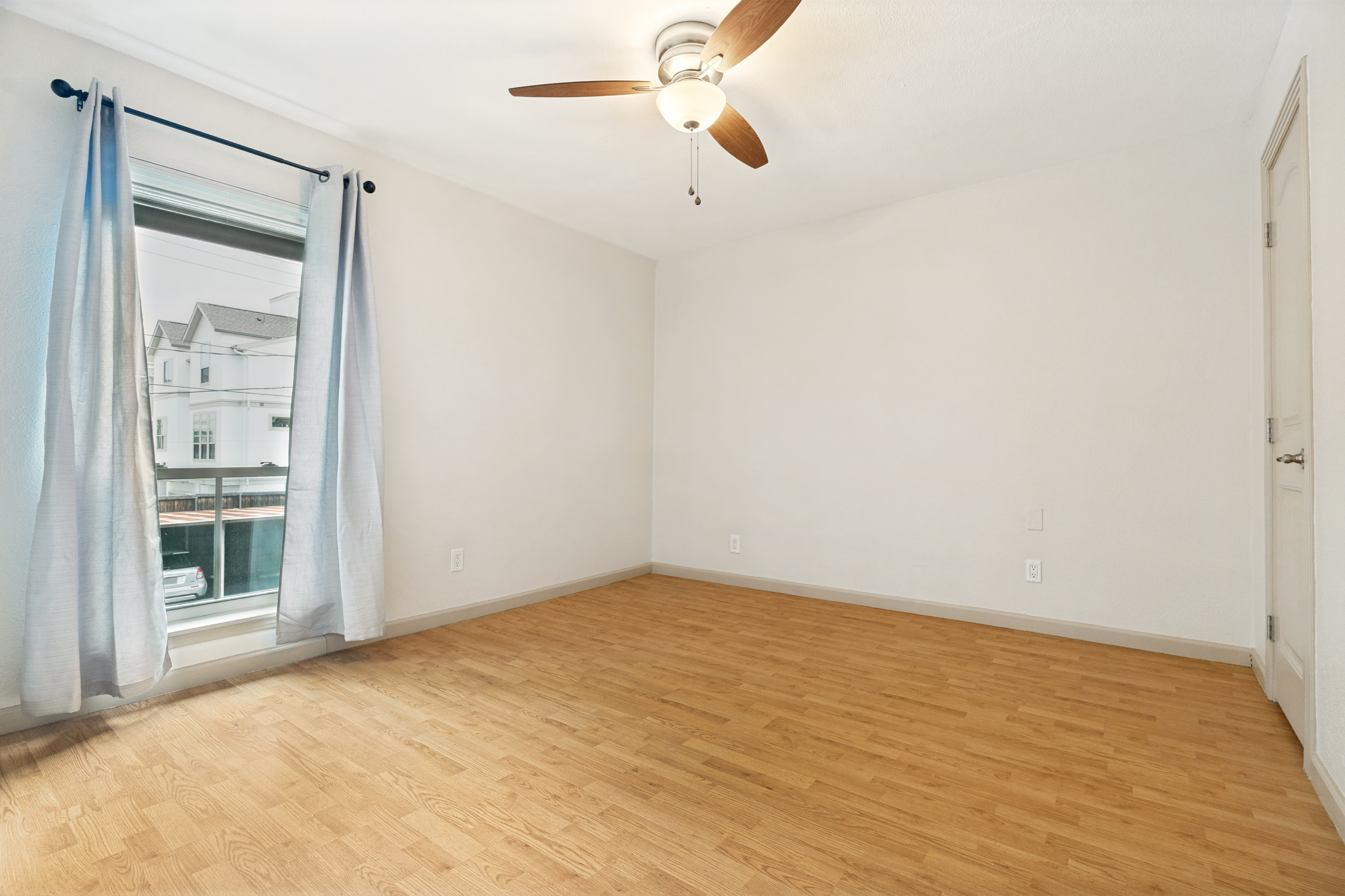 2710 Douglas Avenue Dallas TX 75219
