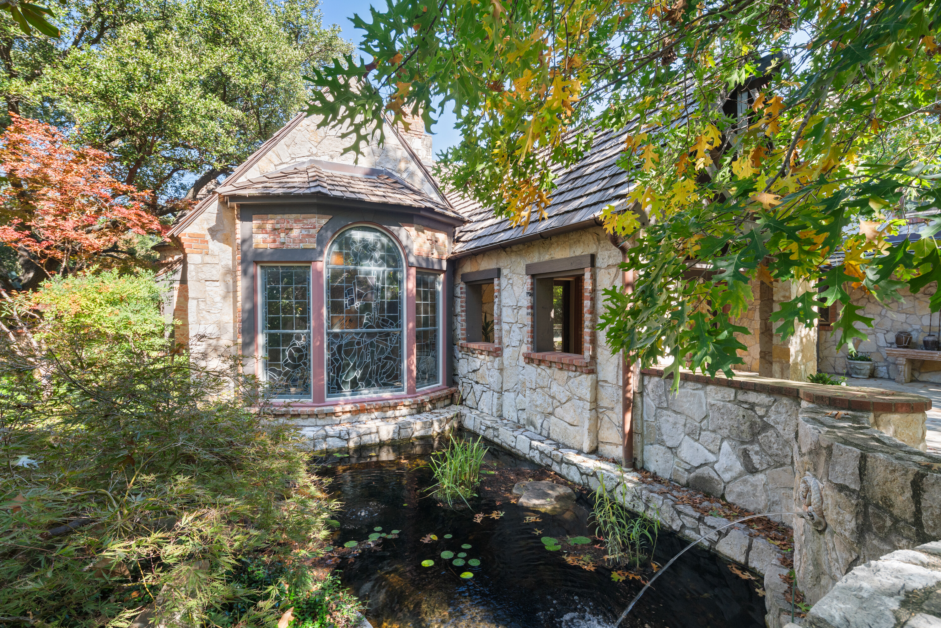 5106 Deloache Avenue Dallas TX 75220