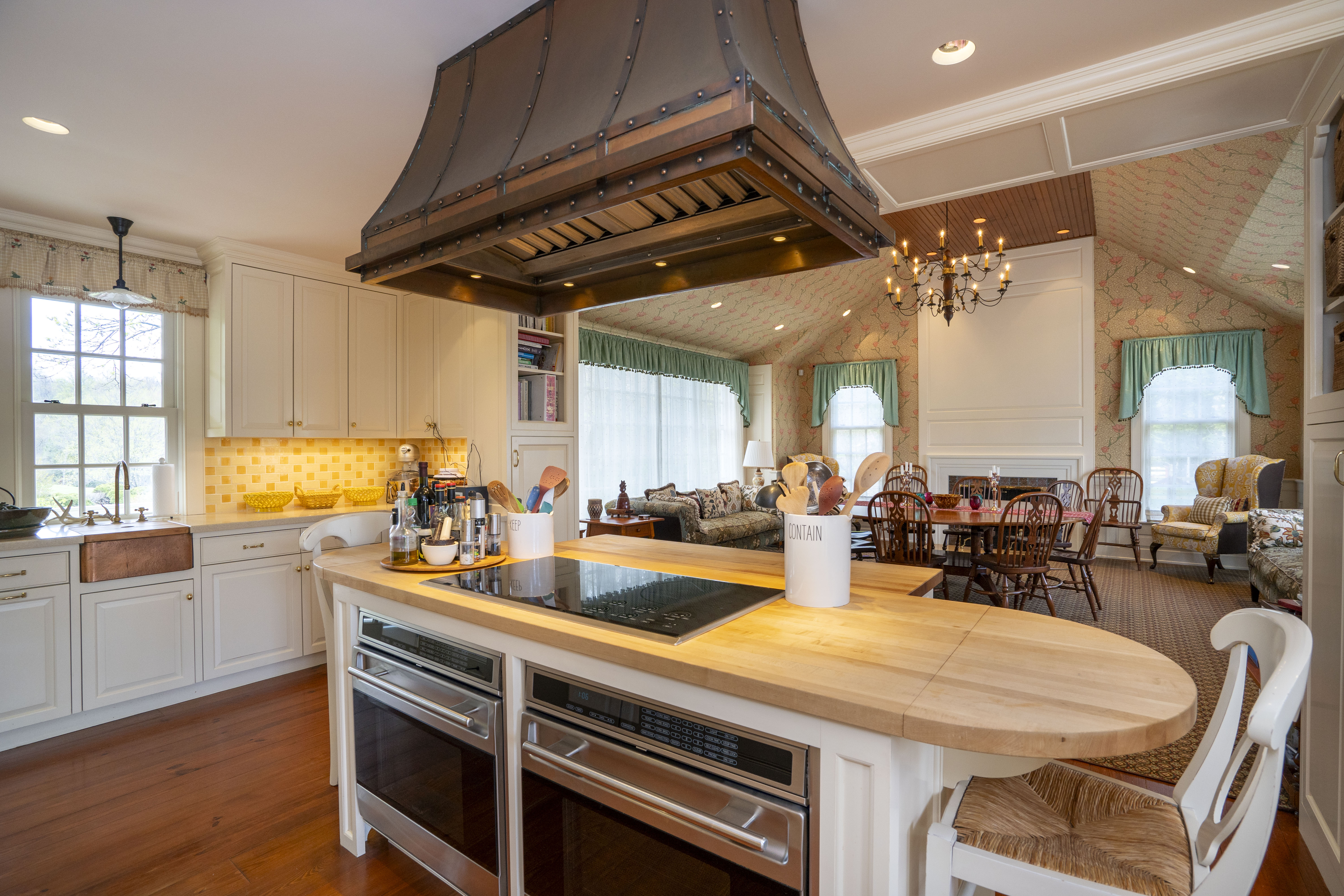 9981 Douglas Road Red Lion PA 17356