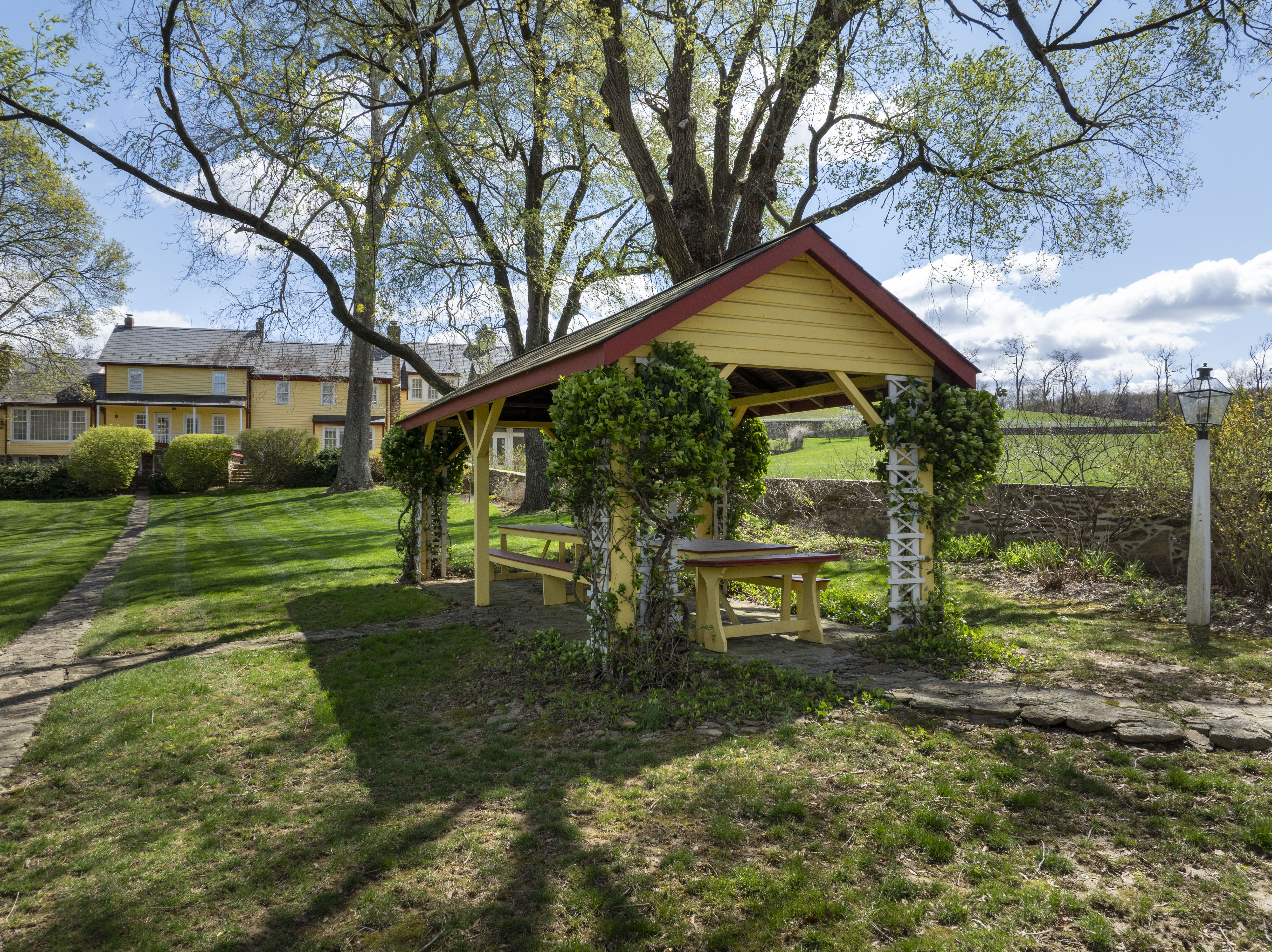 9981 Douglas Road Red Lion PA 17356