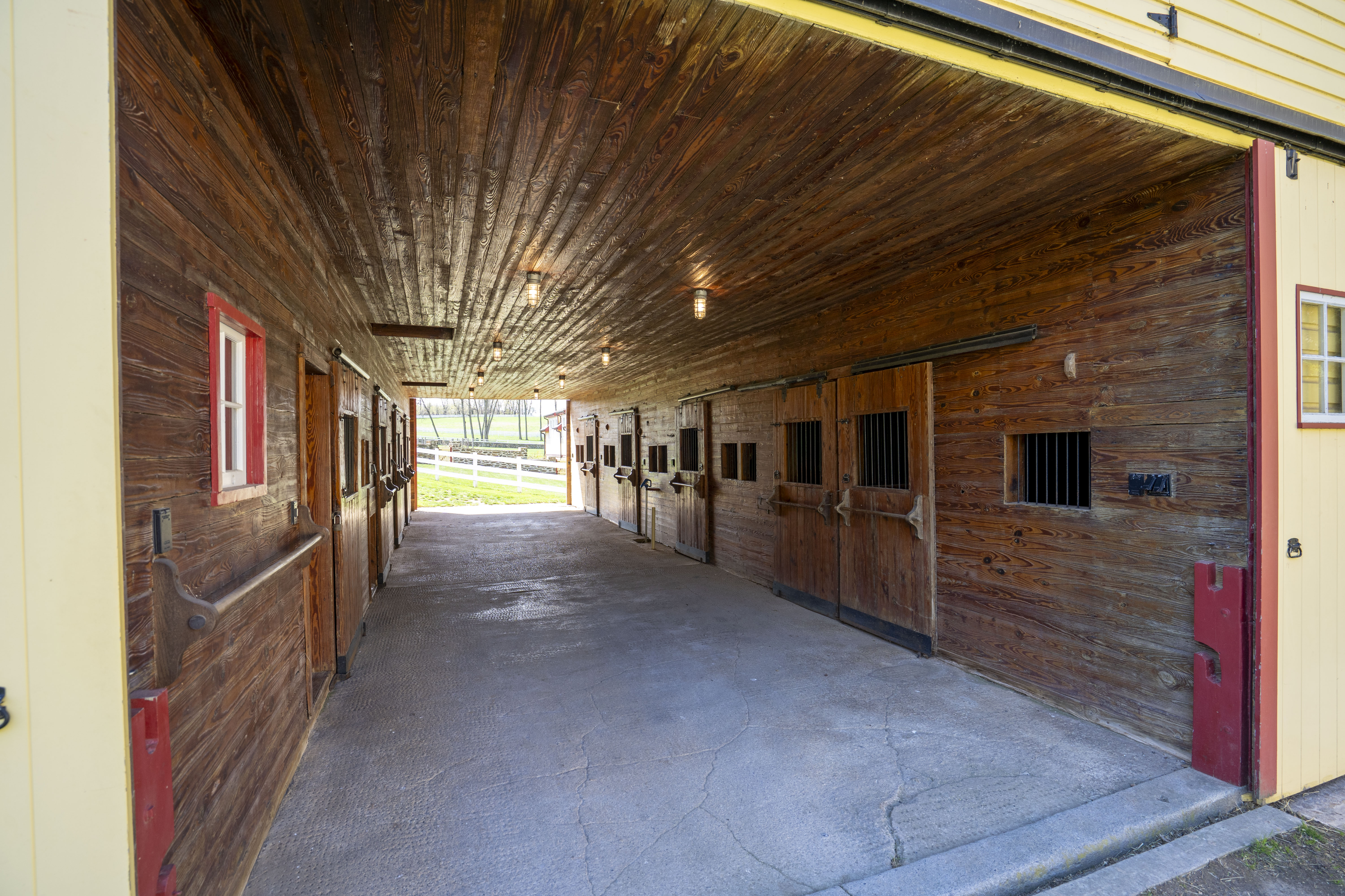 9981 Douglas Road Red Lion PA 17356