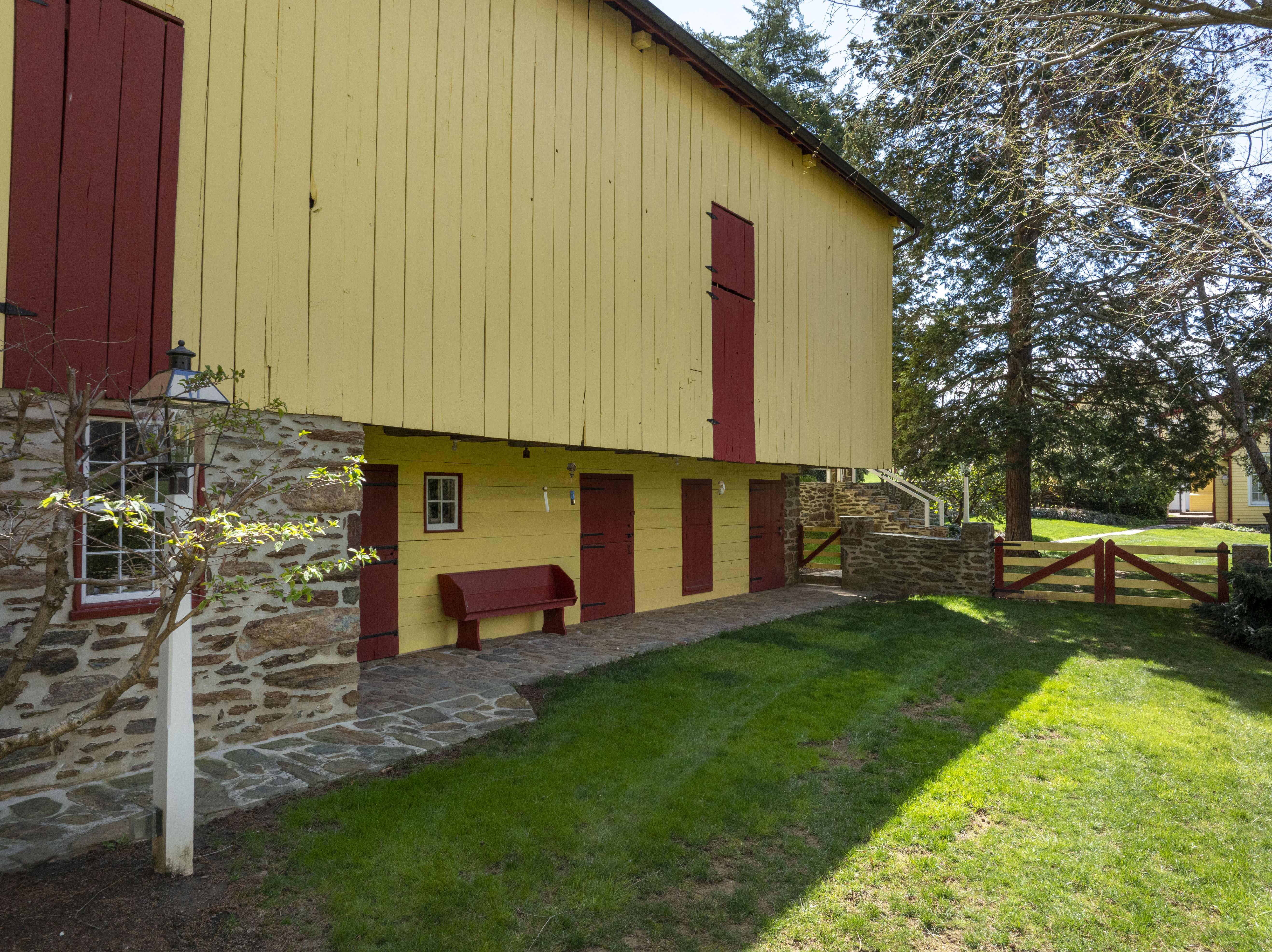 9981 Douglas Road Red Lion PA 17356