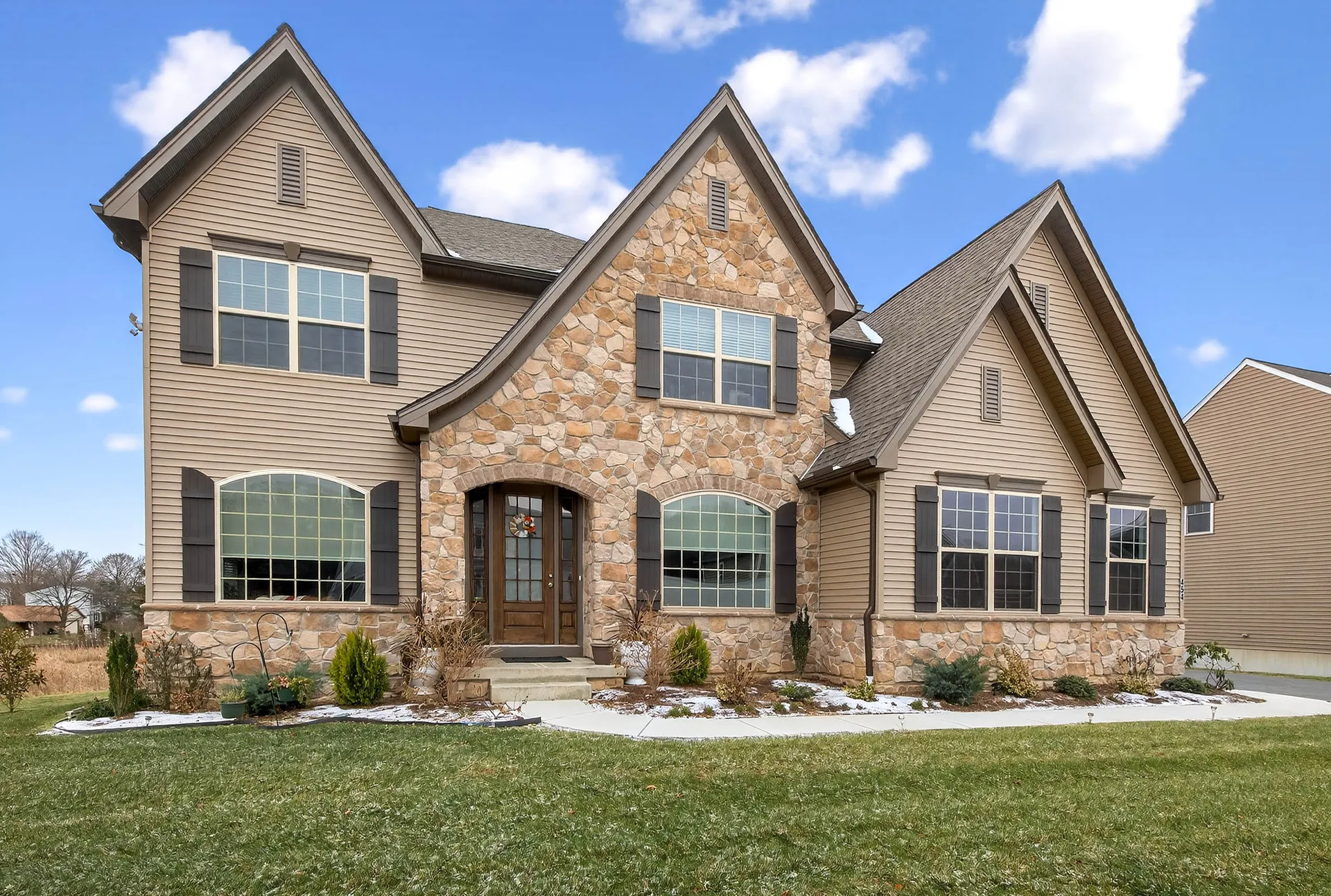 Lancaster PA, 454 E Delp Road