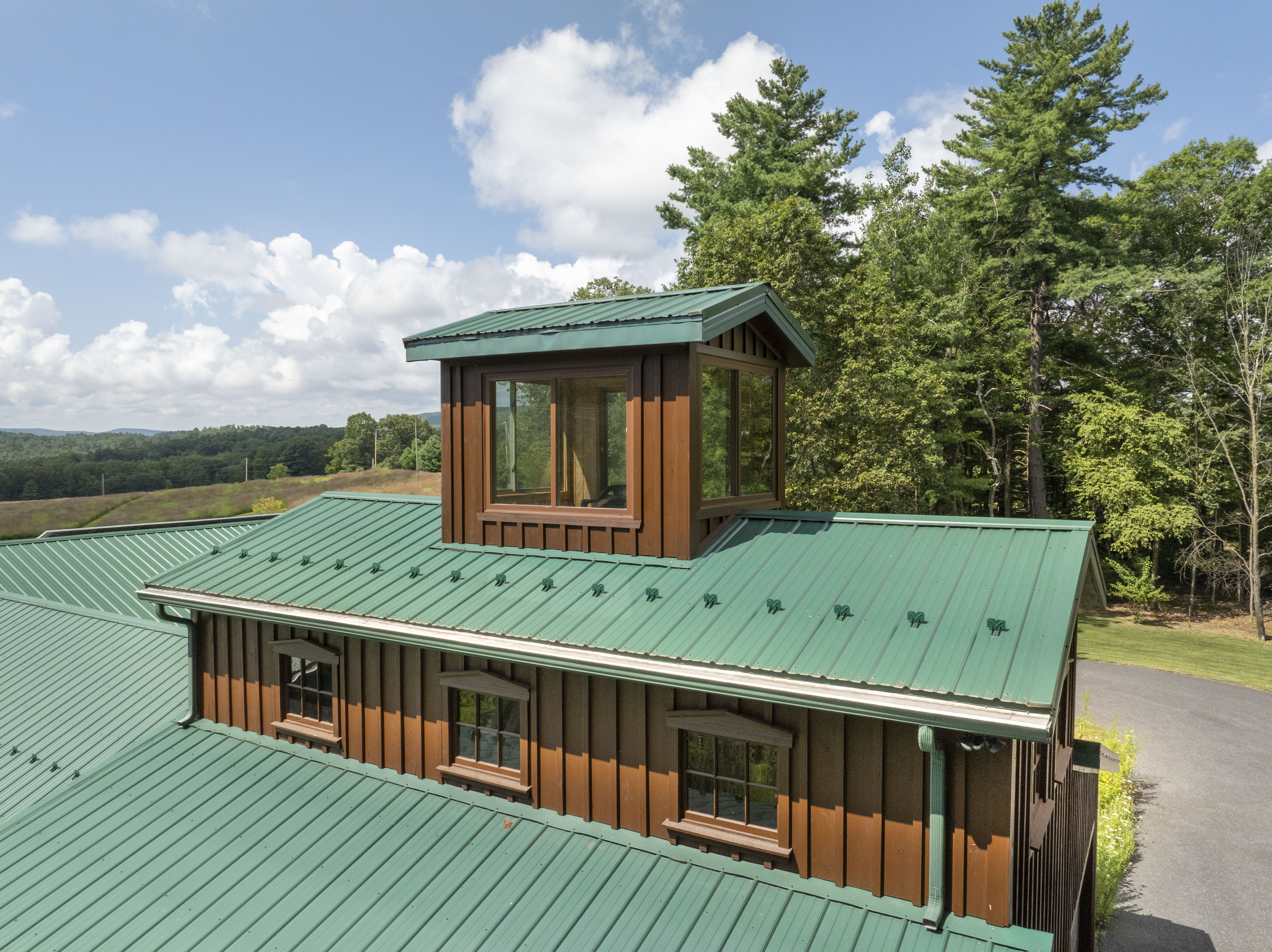 1494 Mountain Road Orrtanna PA 17353