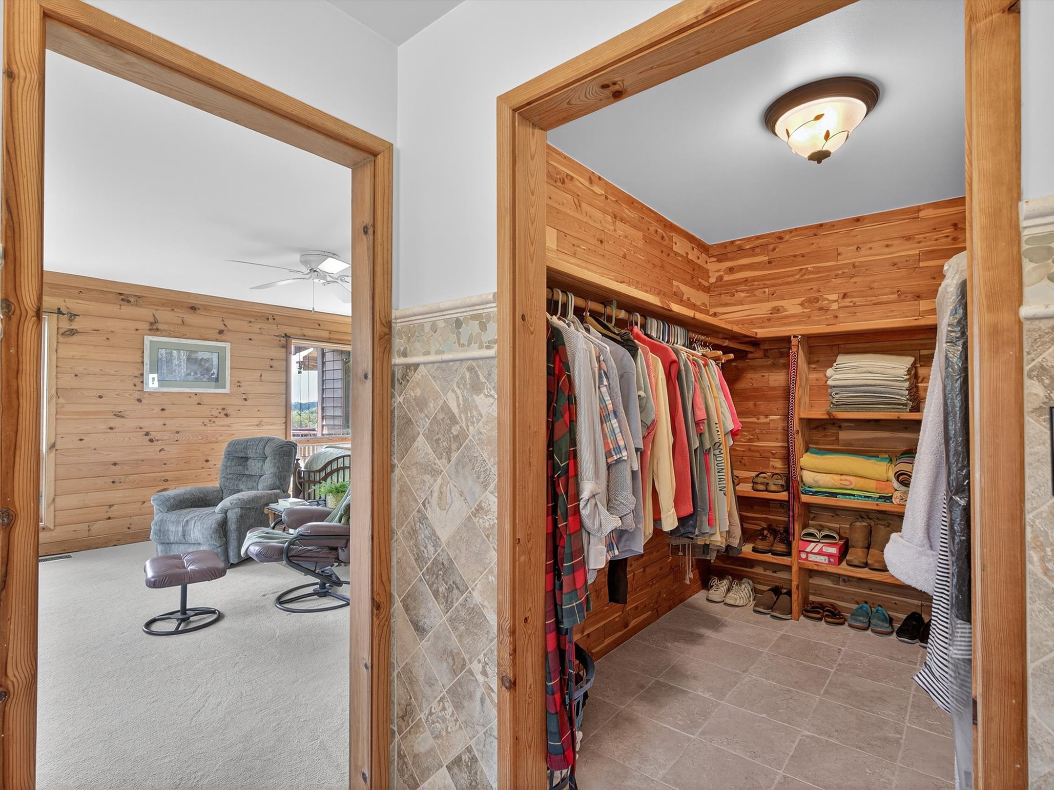 1494 Mountain Road Orrtanna PA 17353